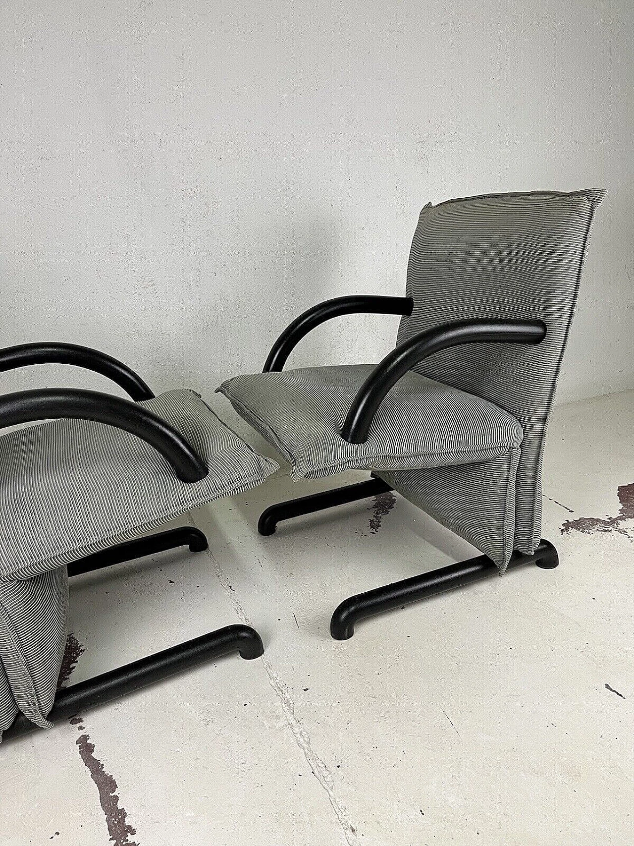 Pair of T-Line armchairs by Burkhard Vogtherr for Arflex, 1980s 10