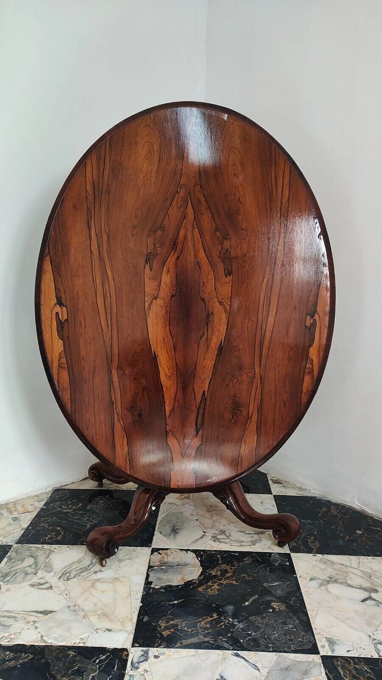 Rosewood a vela table with casters, mid-19th century 8