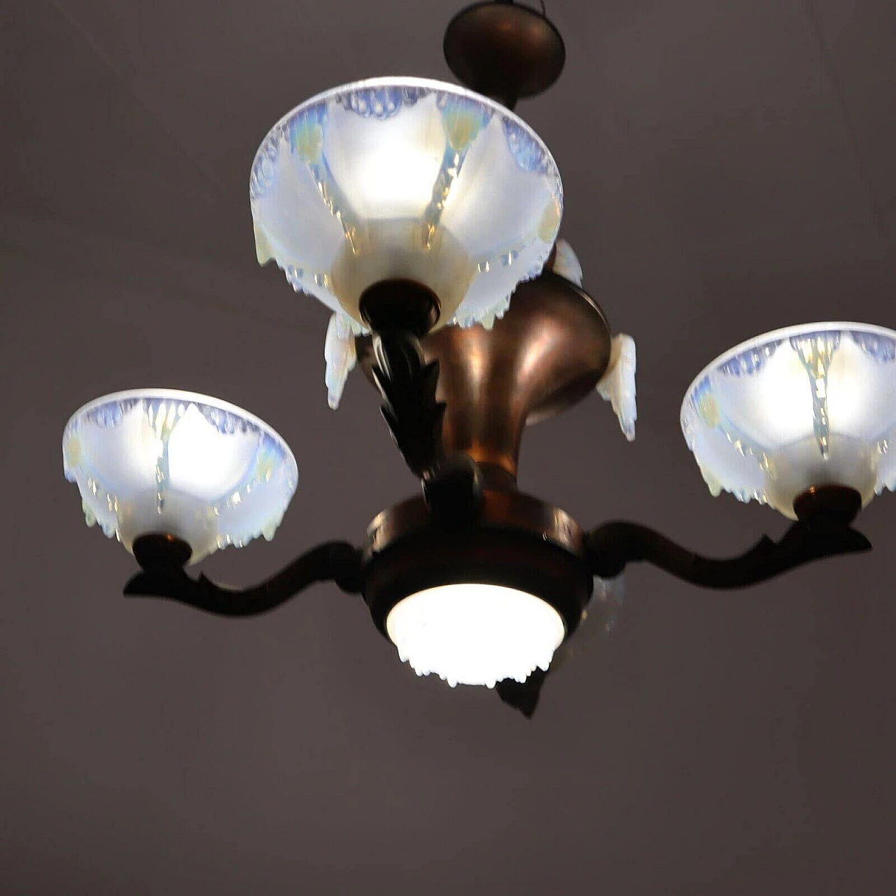 Lampadario Art Deco a cinque luci in ottone di Ezan France, anni '30 5