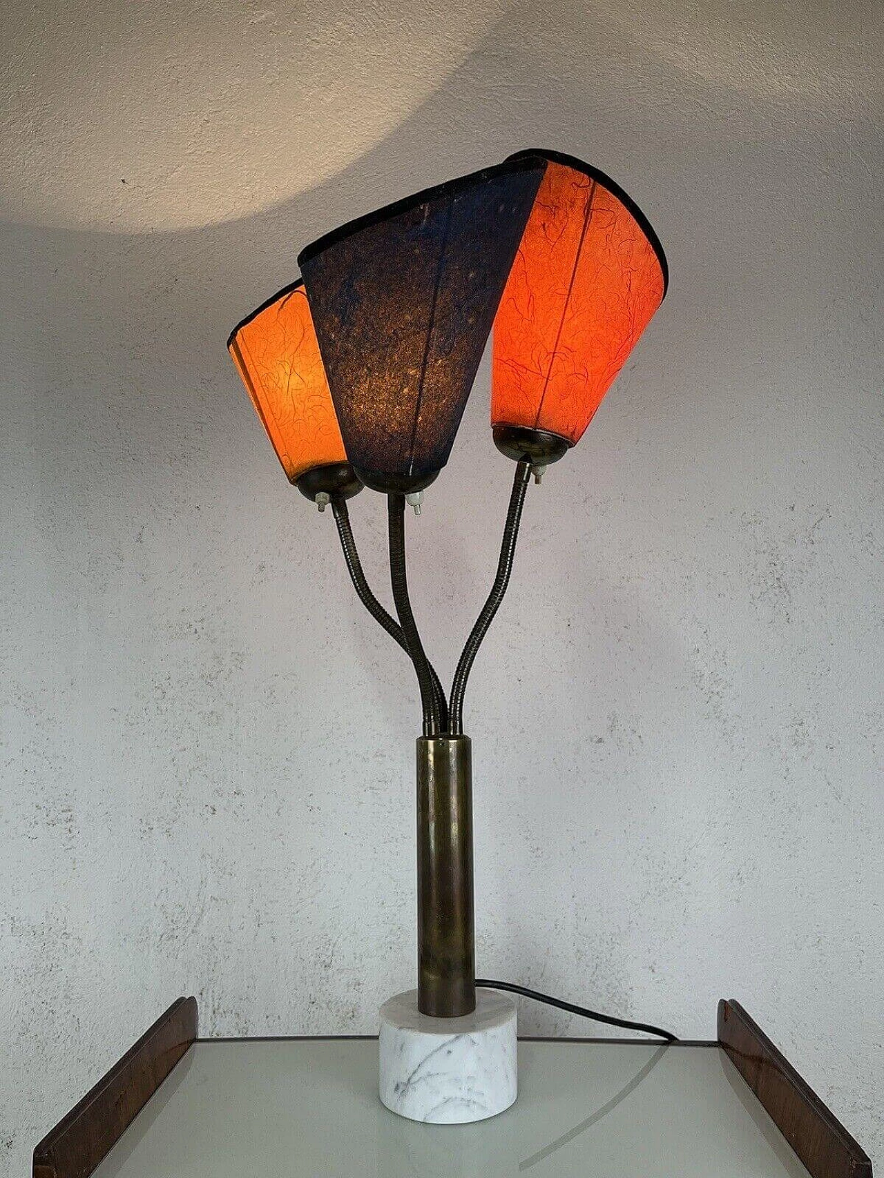 Lampada da tavolo a tre luci in marmo, ottone e pergamena, anni '50 22