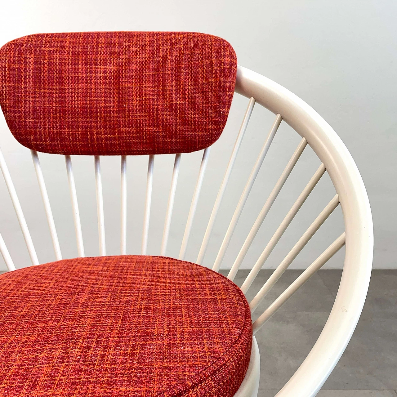 Pair of Circle armchairs in white lacquered wood by Yngve Ekstrom, 1960s 9