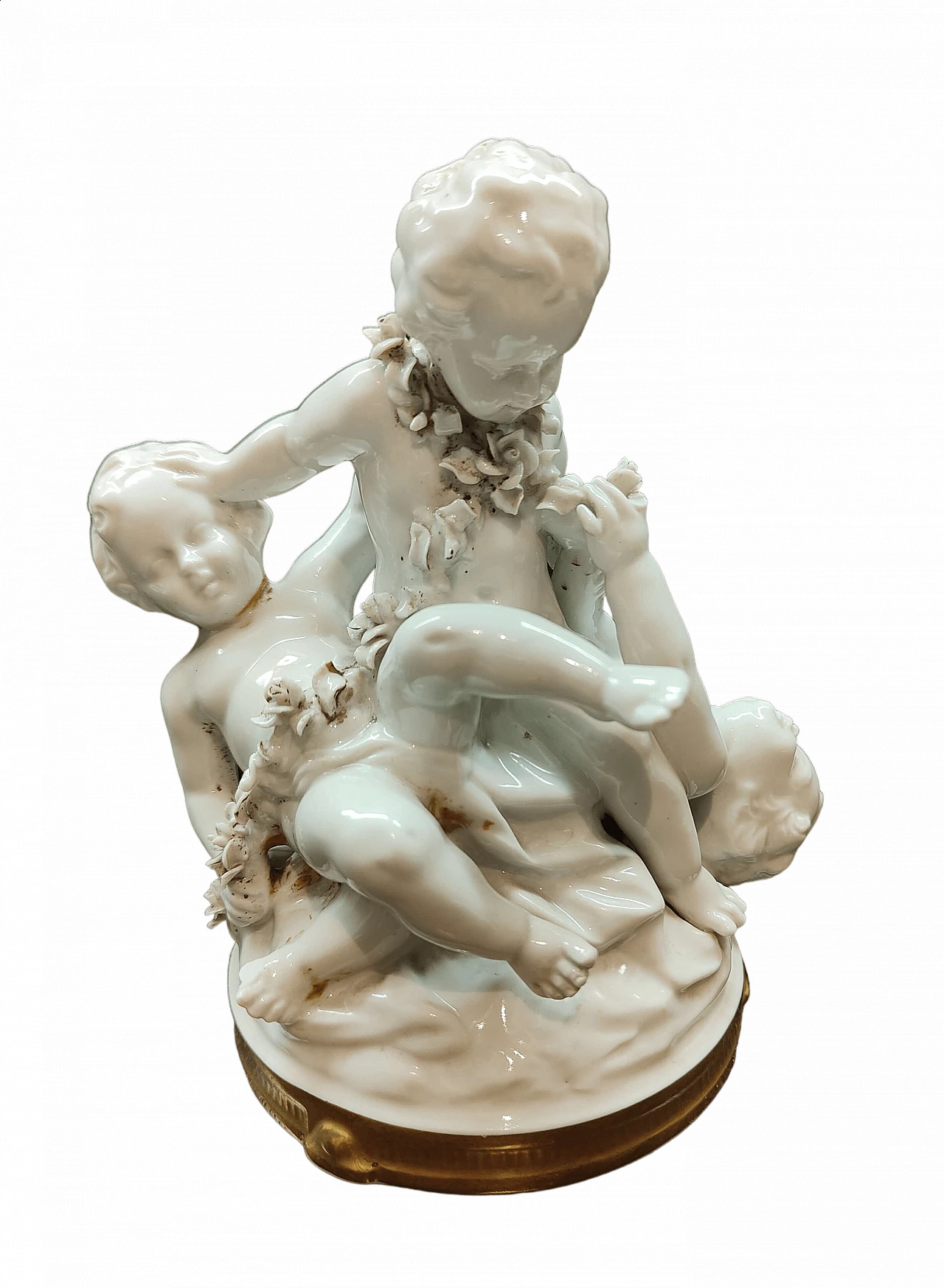 Group of three cupids, Capodimonte porcelain sculpture, 1950s 7