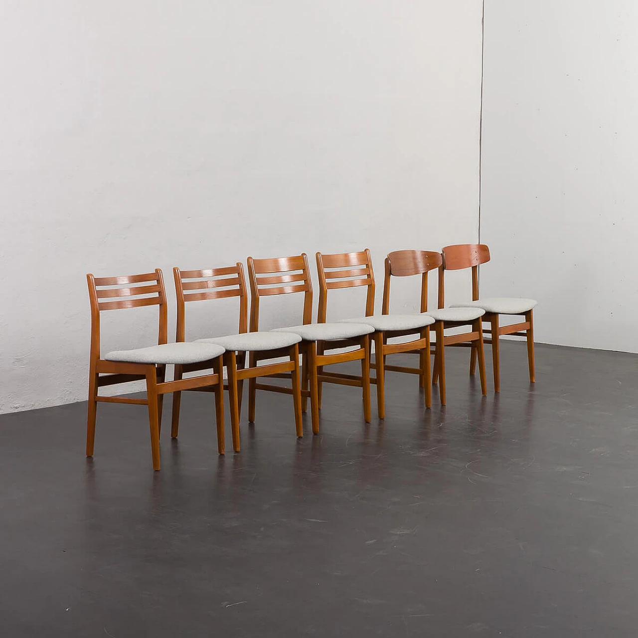 6 Danish teak and gray wool chairs, 1960s 2