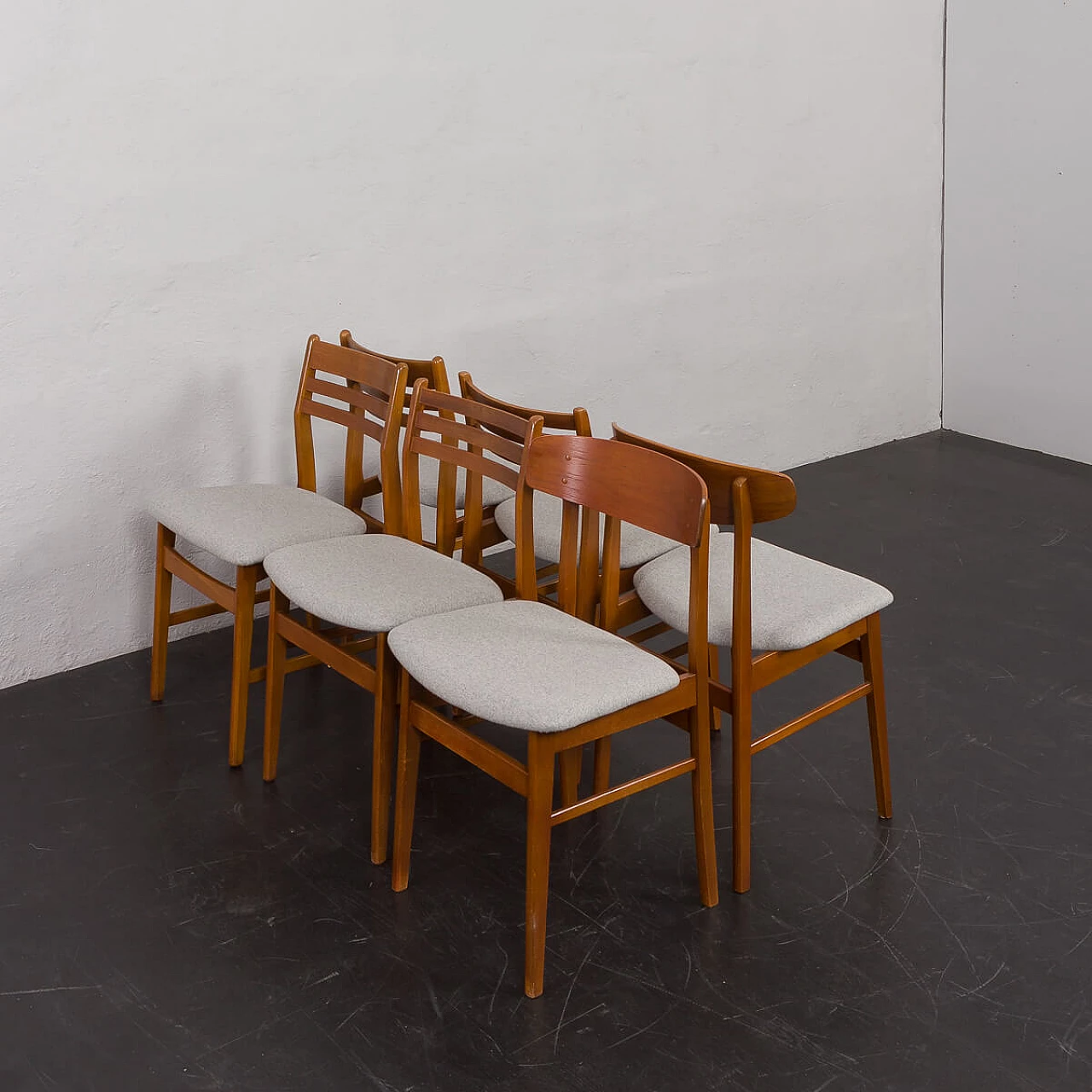 6 Danish teak and gray wool chairs, 1960s 8