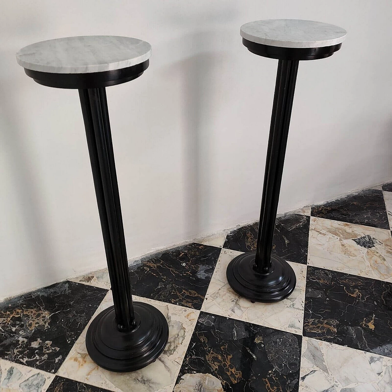 Pair of Art Deco ebonized wood and marble columns, 1930s 6