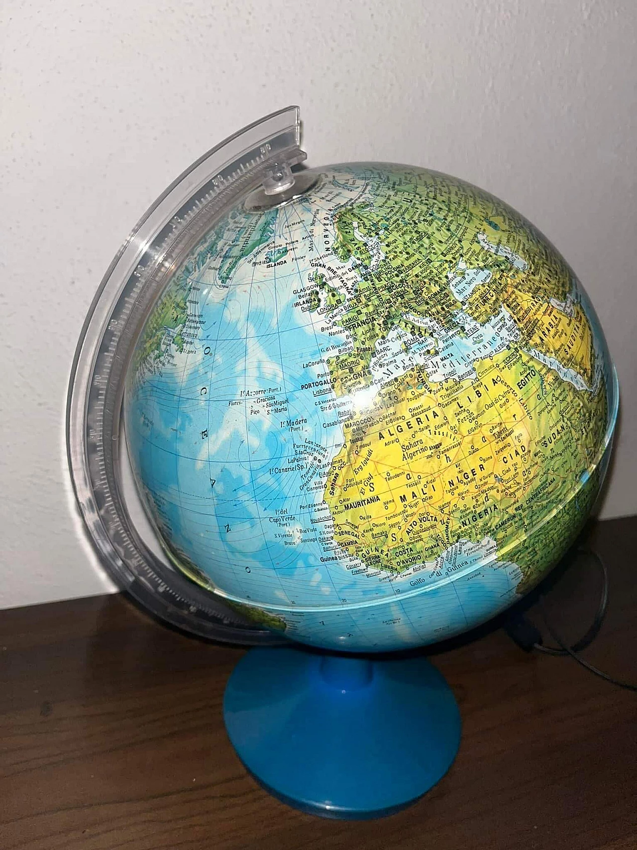 Globe table lamp, 1970s 2