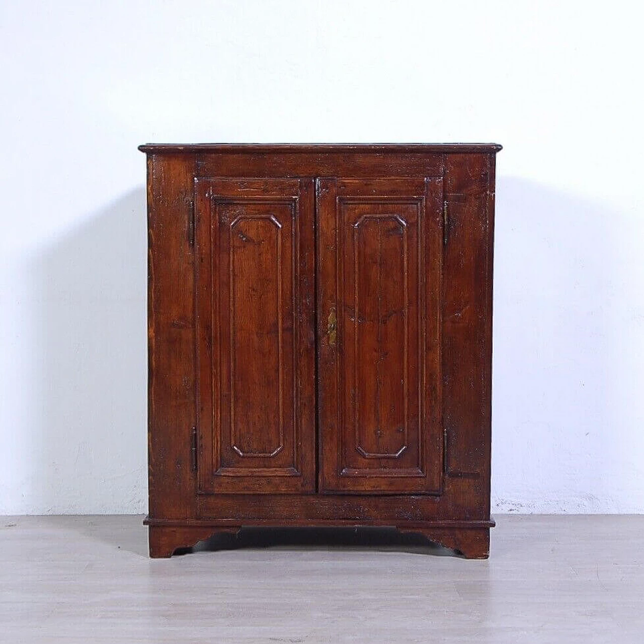 Stained spruce sideboard, first half of the 19th century 16