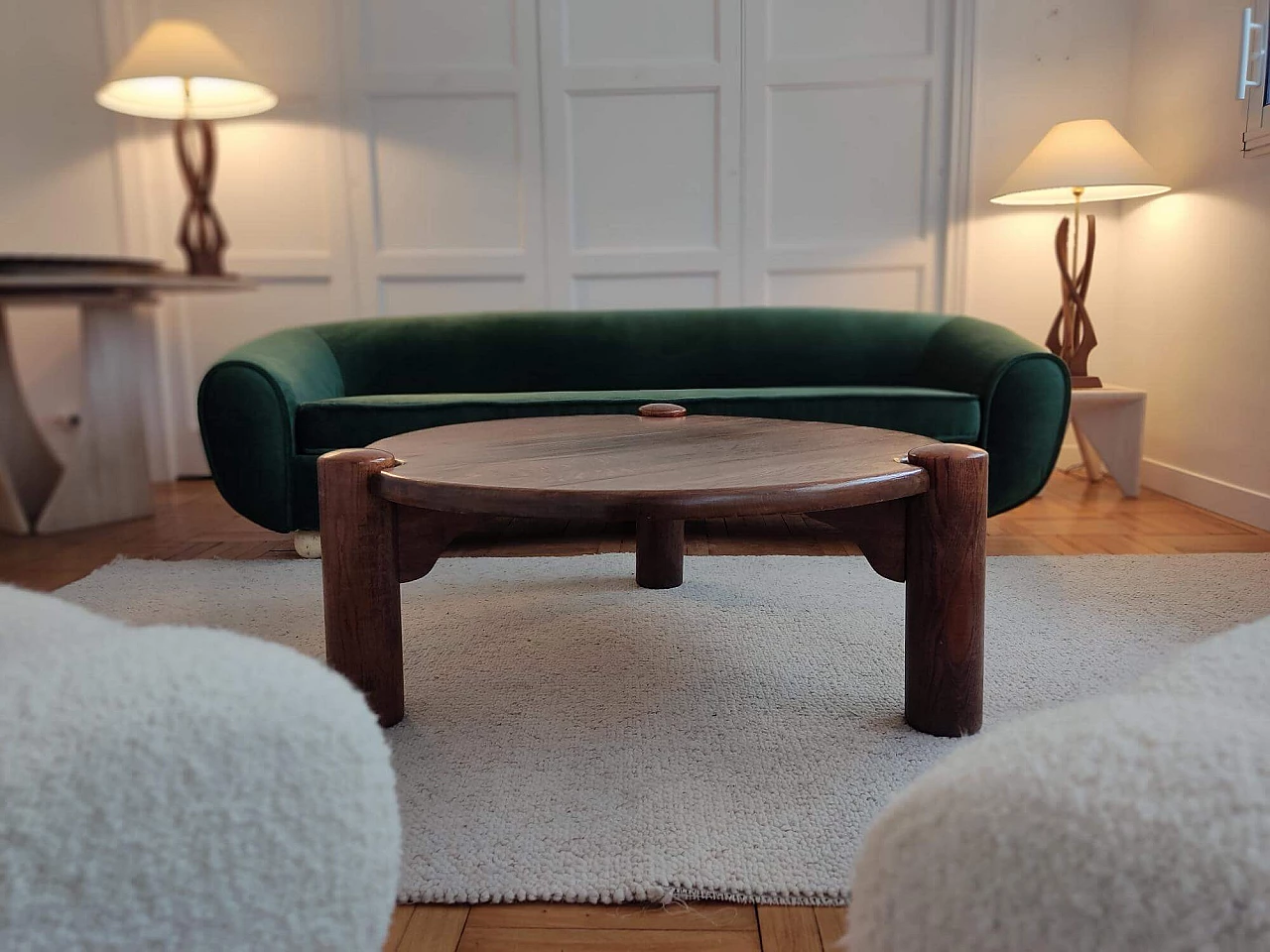 Round oak tripod coffee table, 1960s 4