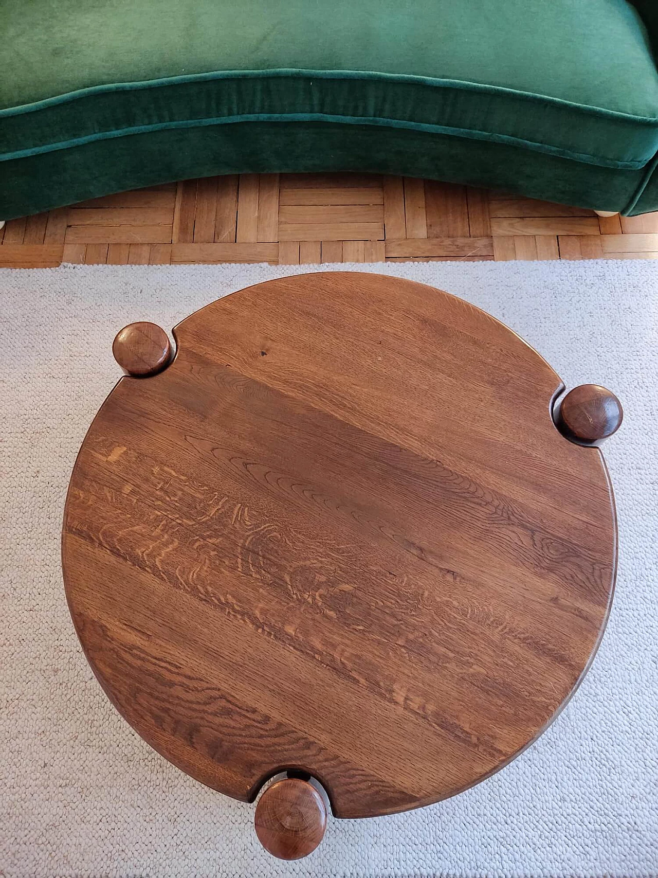 Round oak tripod coffee table, 1960s 8