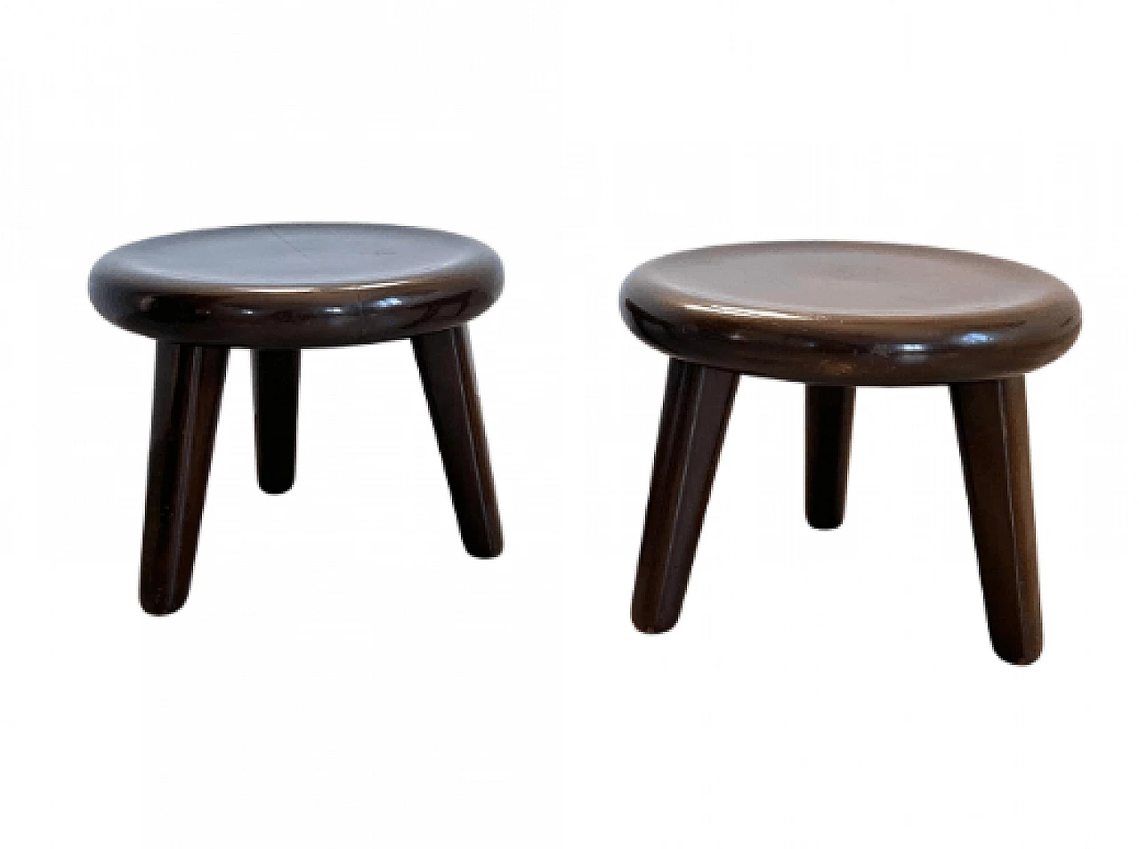 Pair of wood stools attributed to Vittorio Valabrega, 1940s 1