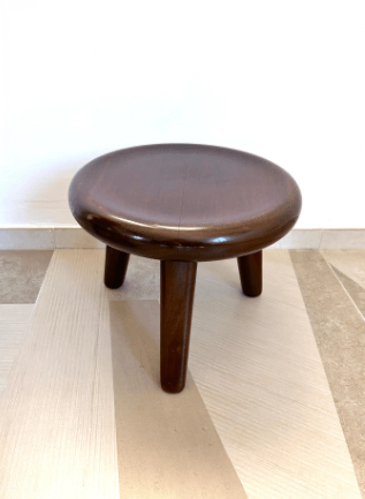 Pair of wood stools attributed to Vittorio Valabrega, 1940s 9