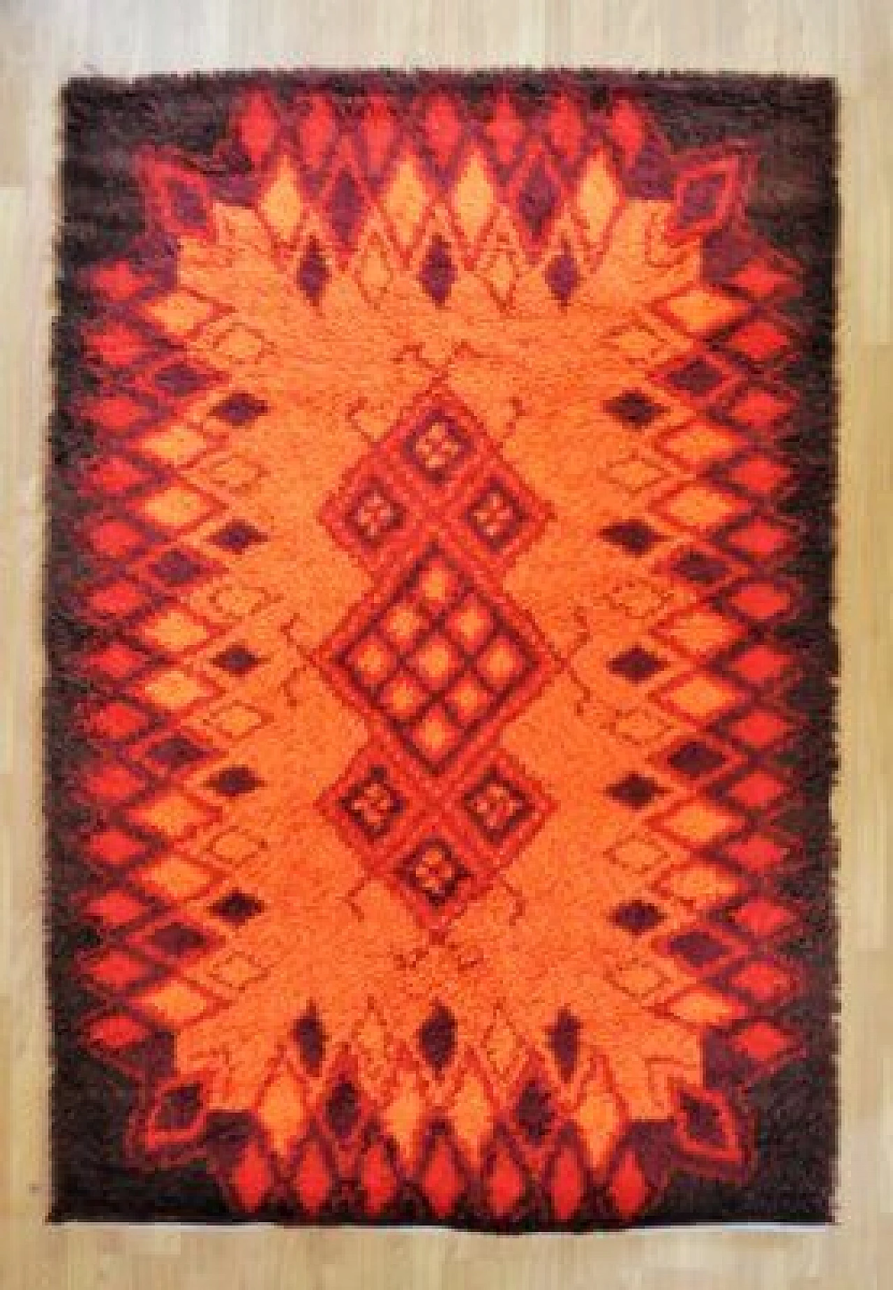 Tappeto rosso ed arancione in lana, anni '70 1