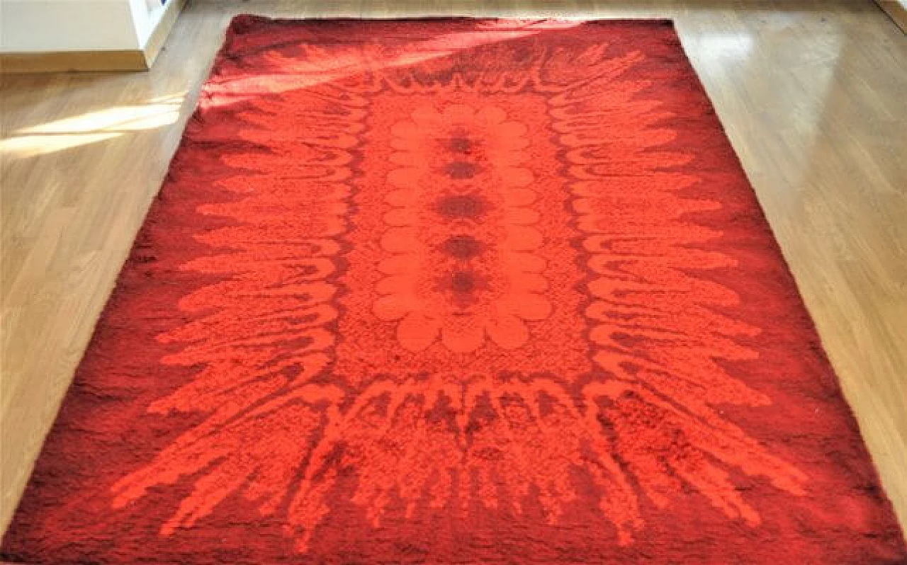 Tappeto rosso in lana, anni '70 2