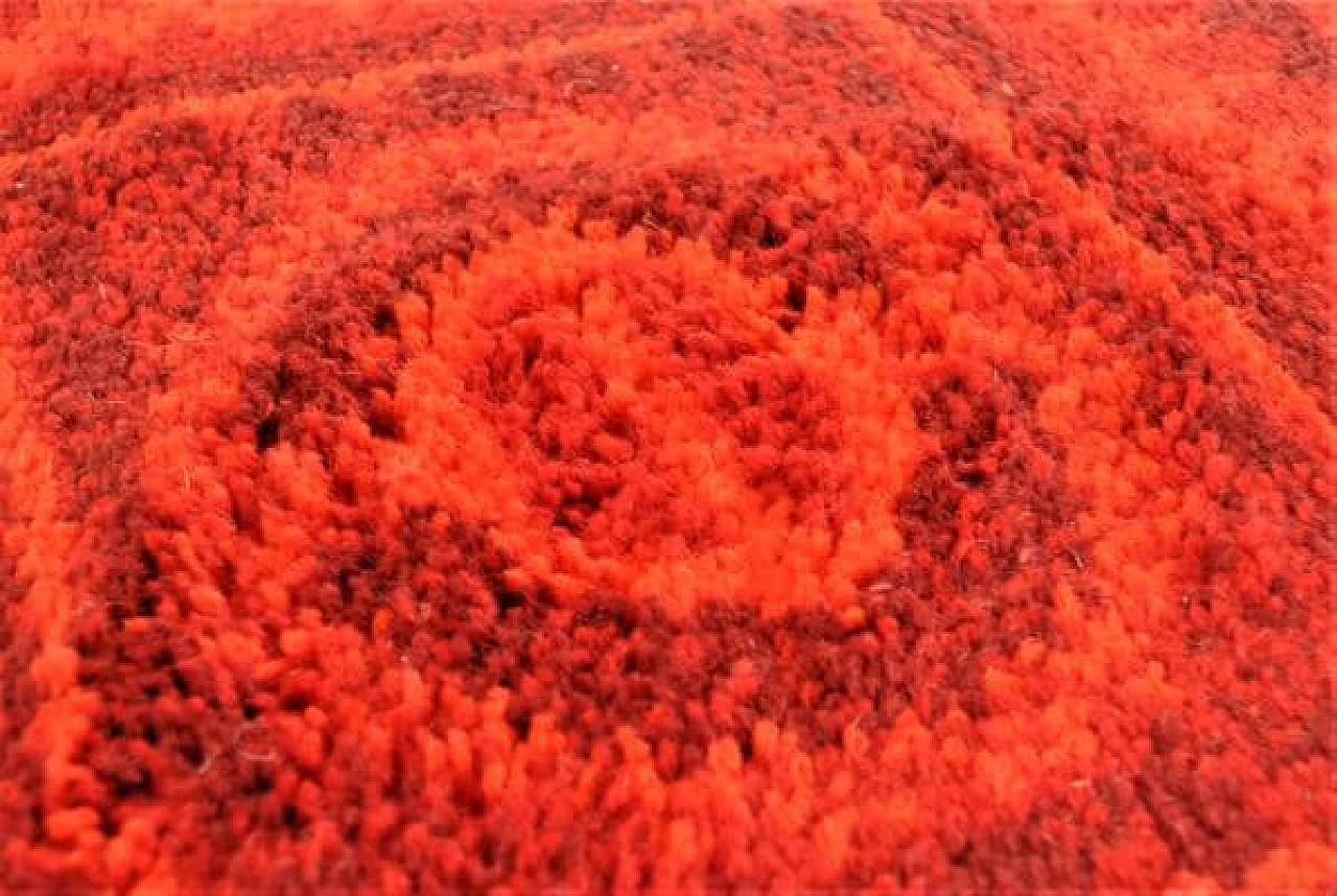 Red mosaic wool rug, 1970s 3