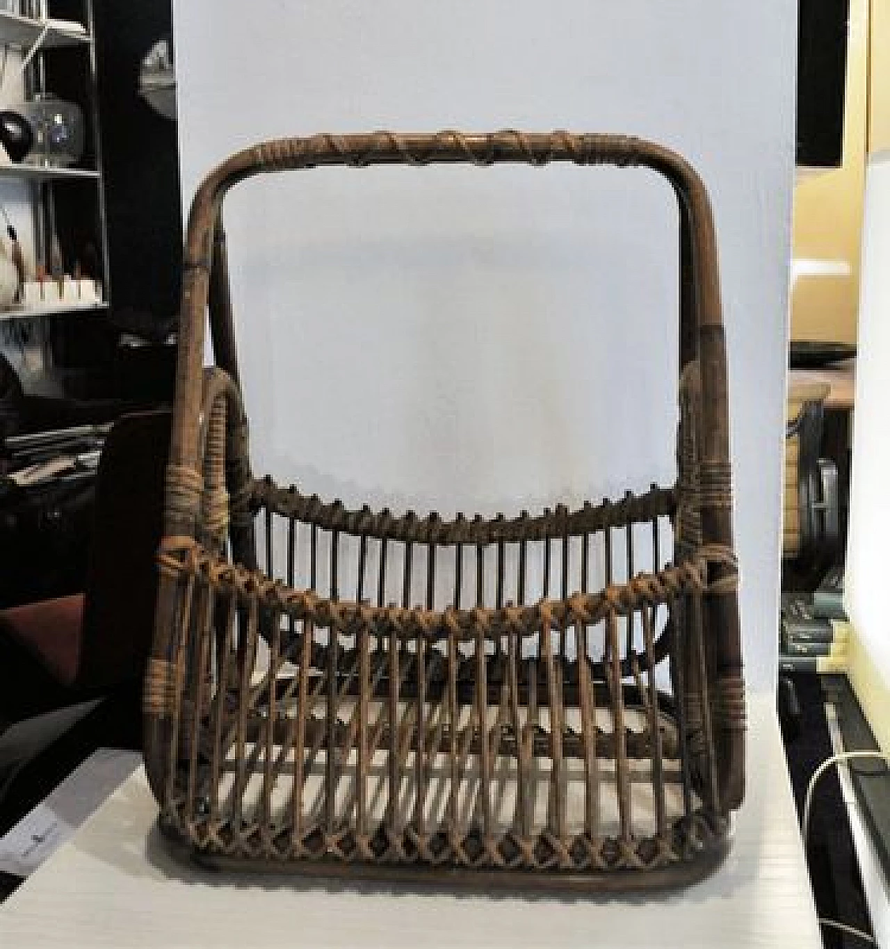 Rattan magazine rack attributed to Pierantonio Bonacina, 1950s 1