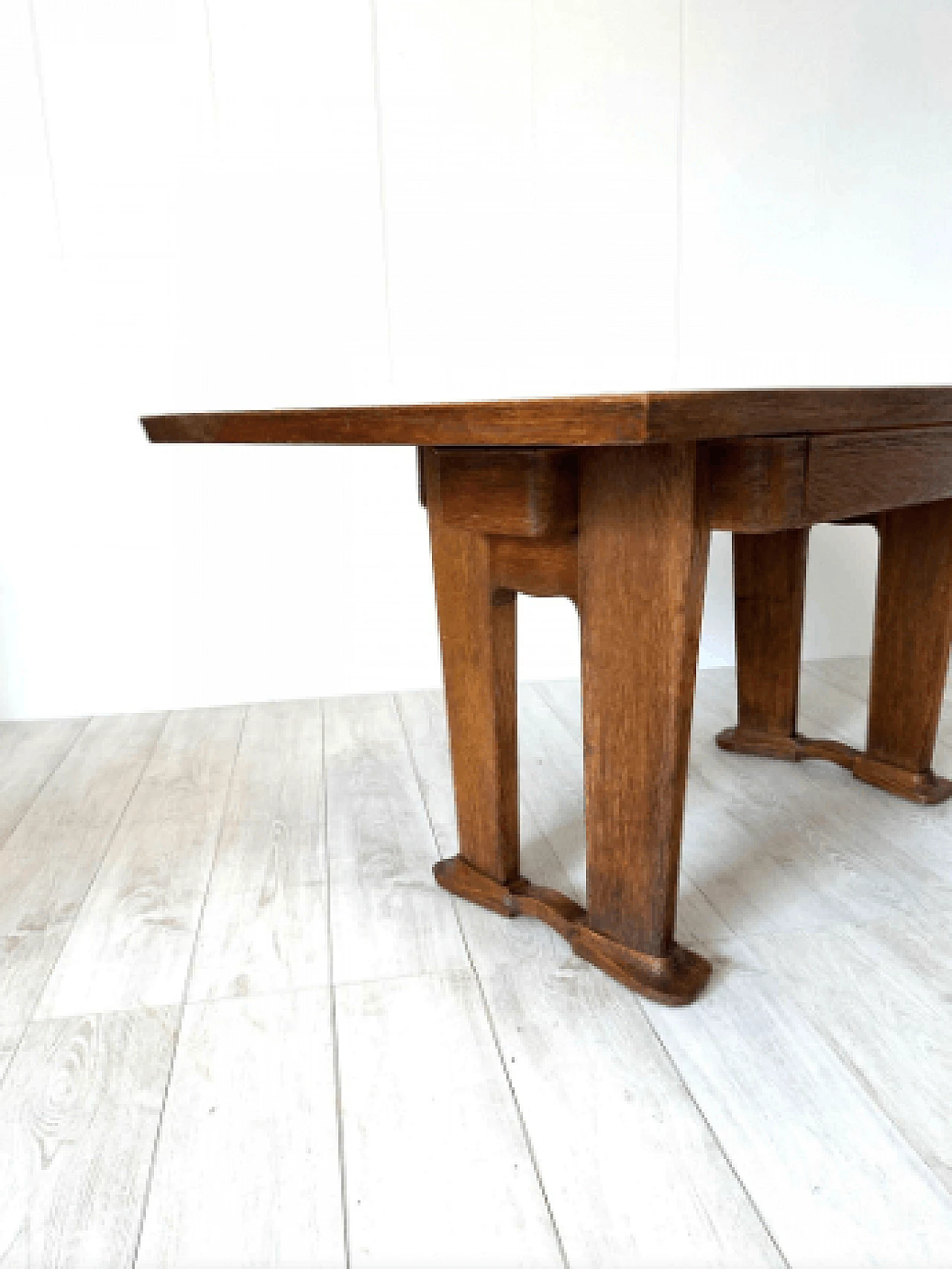 Walnut desk by Vittorio Valabrega, 1930s 7