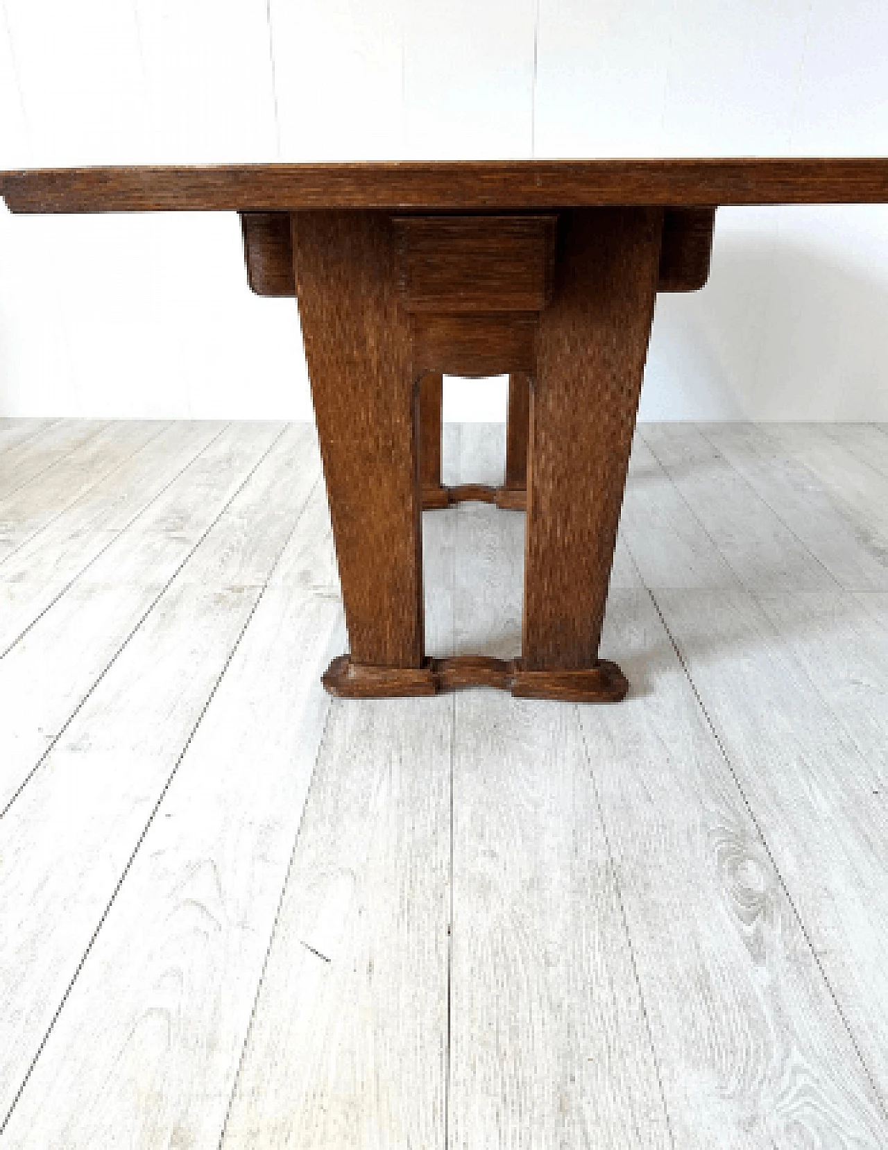 Walnut desk by Vittorio Valabrega, 1930s 15