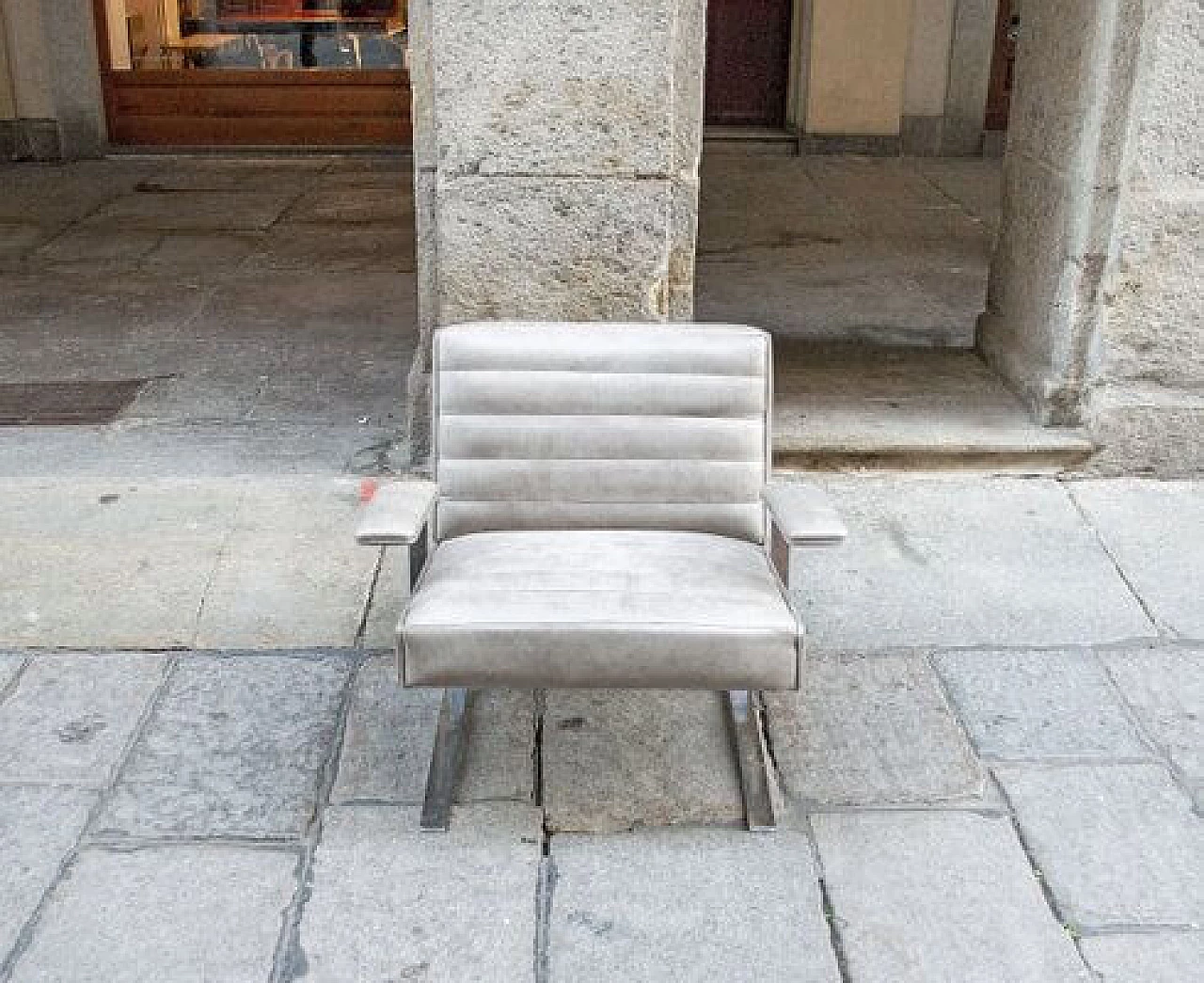 Steel and leather armchair, 1970s 2