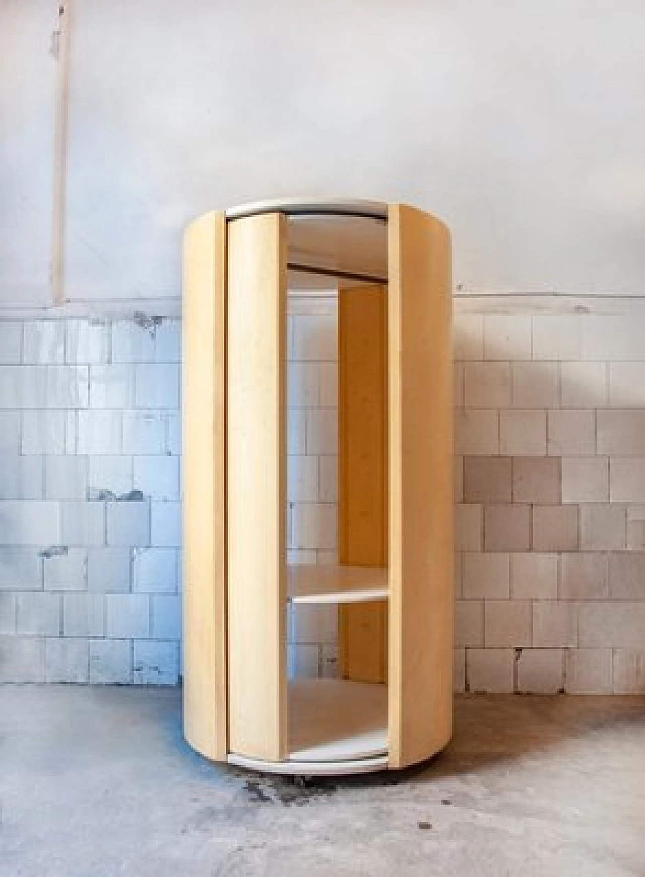 Cylindrical cabinet by Gilberto Peguri for Peguri, 1960s 2