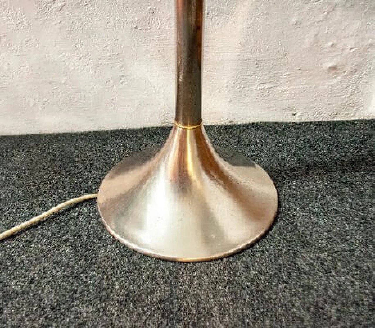 Brass and glass floor lamp by Angelo Brotto for Esperia, 1960s 9