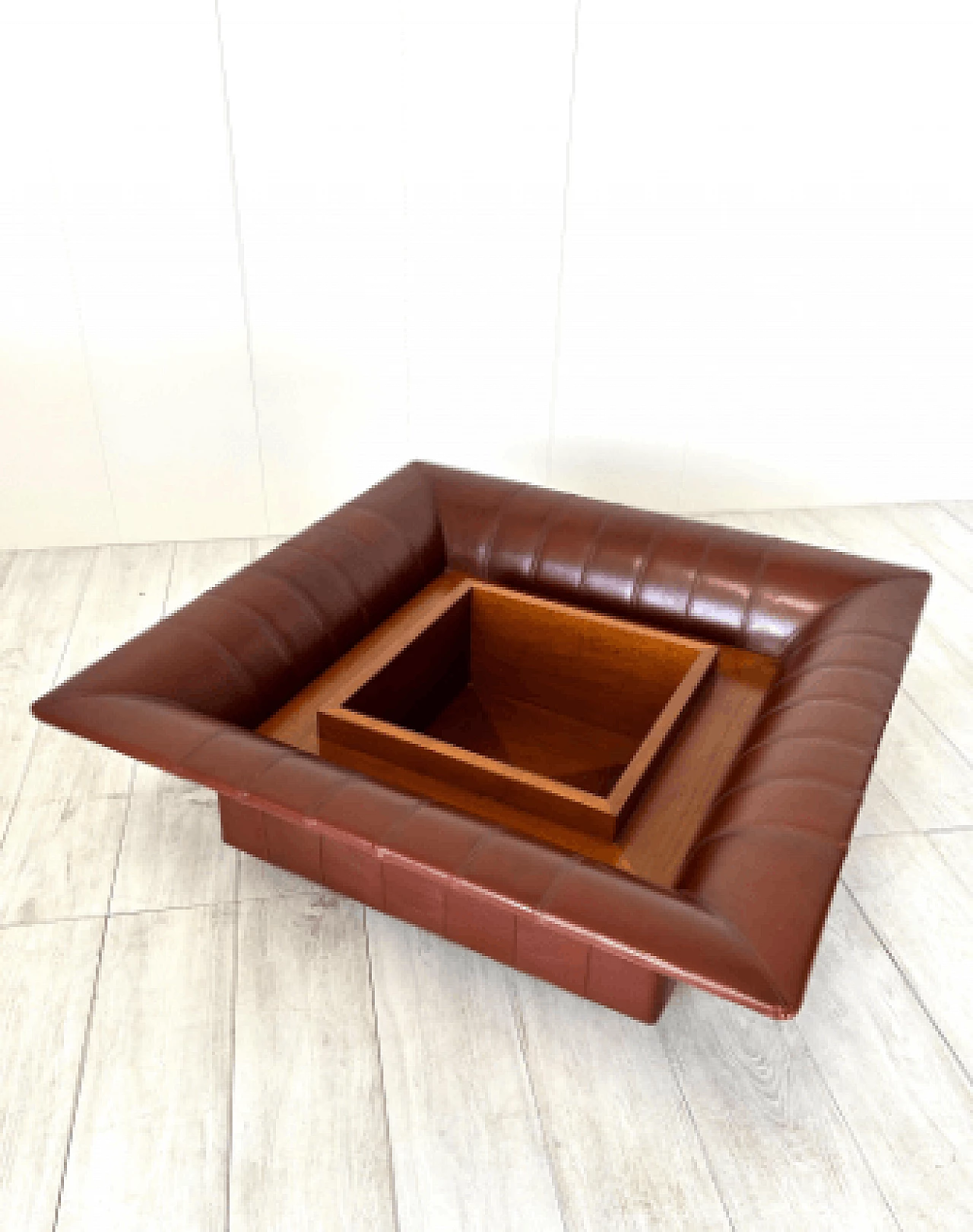 Wood and leather coffee table by Poltrona Frau, 1980s 3