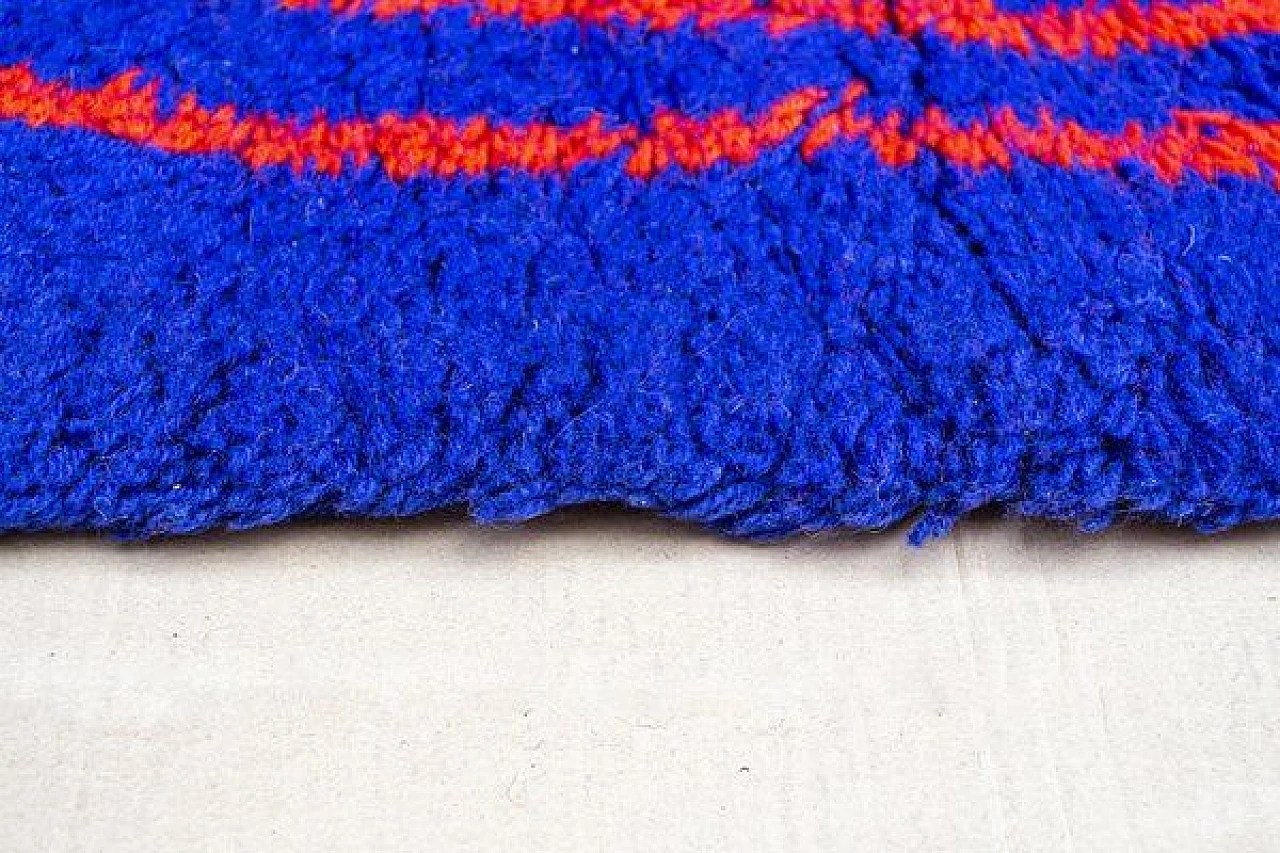 Psychedelic blue wool rug, 1970s 2