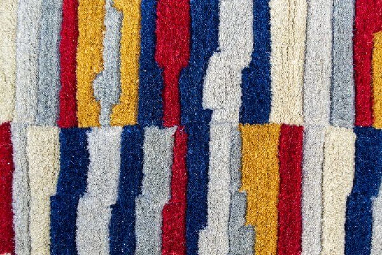 Handmade geometric rug, 1970s 2