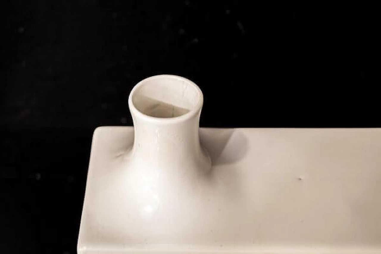 White vase in ceramic, 1970s 3