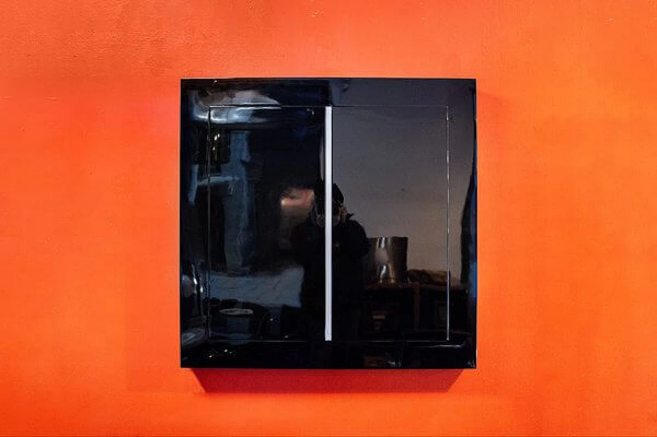 Beppe Sesia, Light on Black Wall, scultura luminosa in acciaio e metacrilato, 1971 1