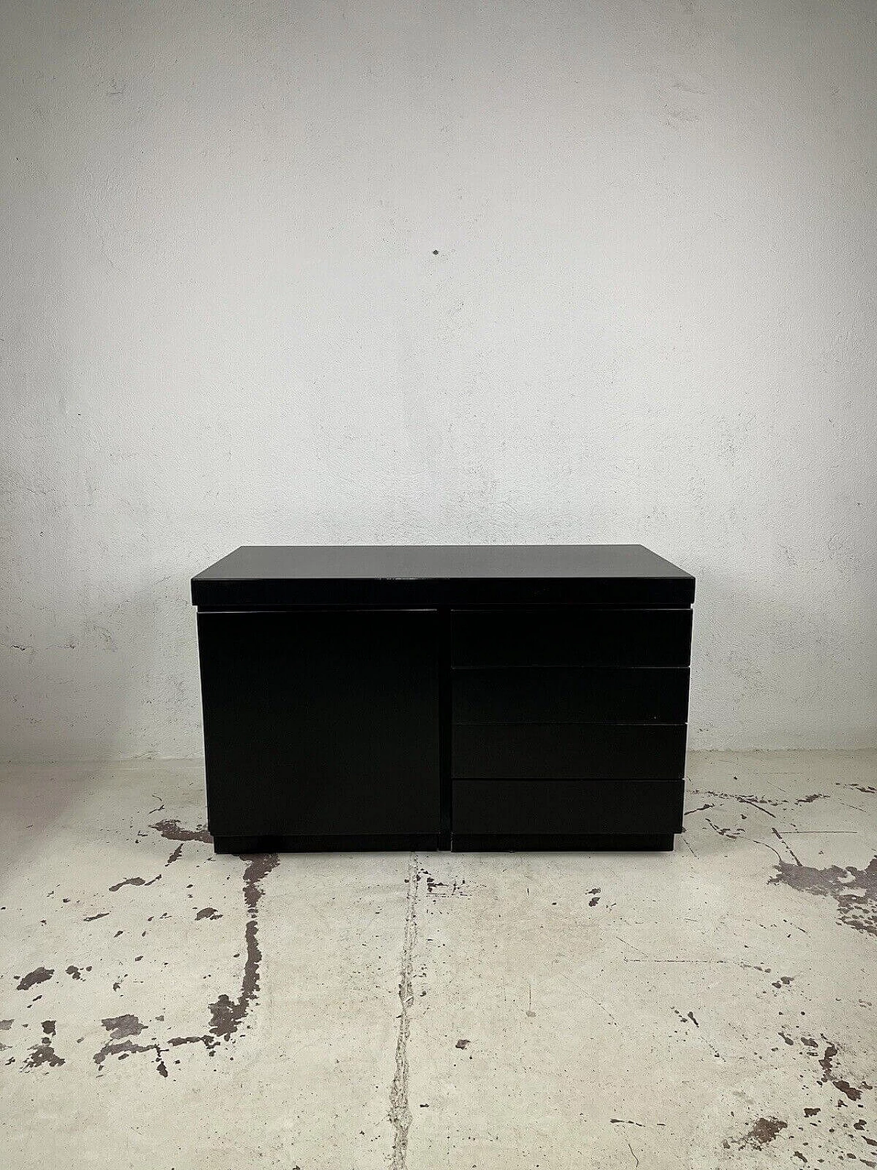 Black lacquered wood sideboard, 1970s 1