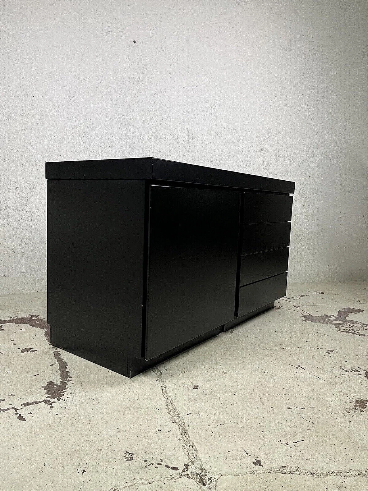 Black lacquered wood sideboard, 1970s 13