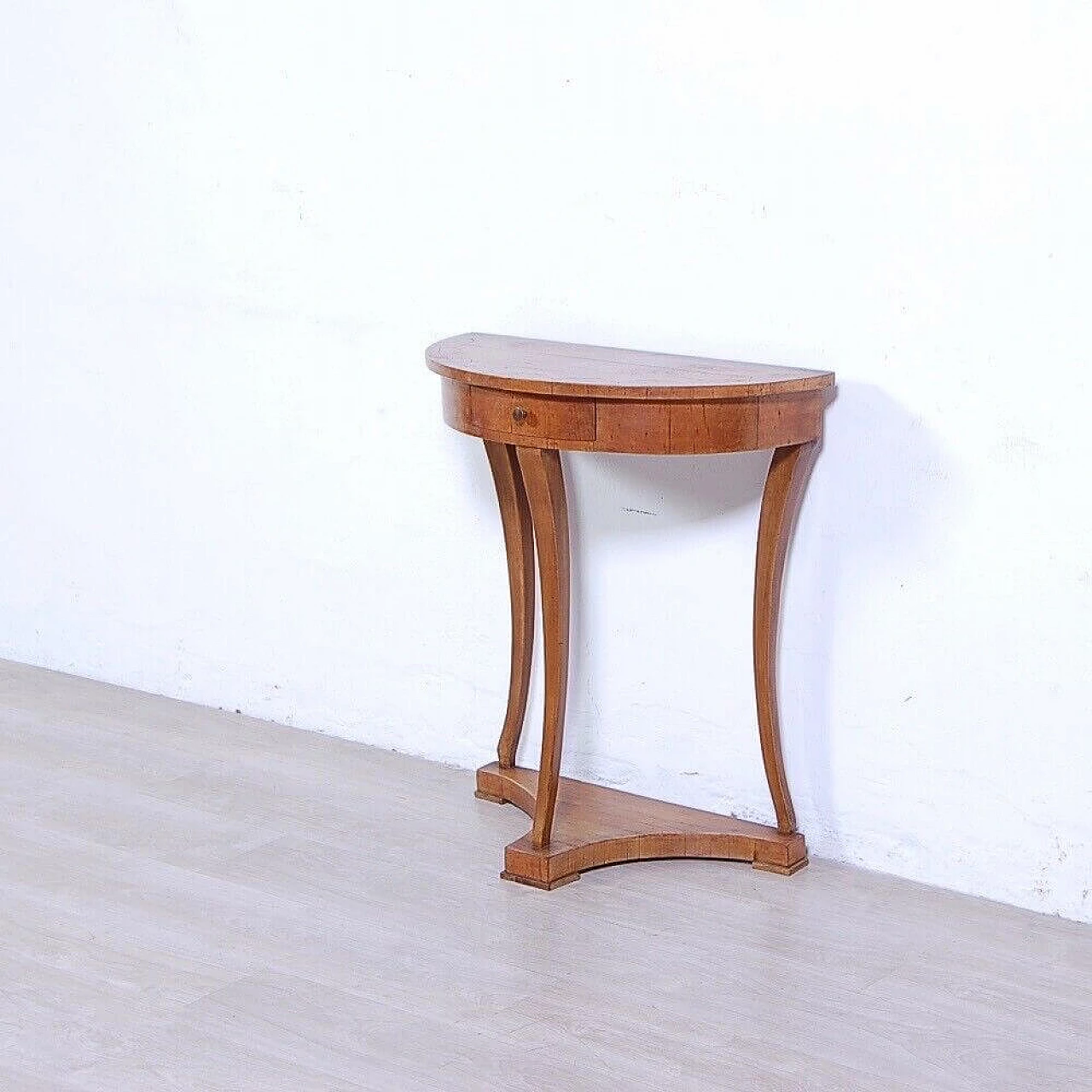 Walnut-root crescent-shaped console table with sabre legs, early 20th century 8