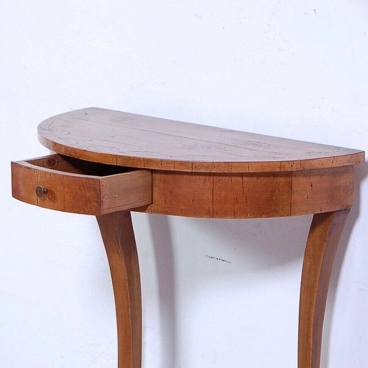 Walnut-root crescent-shaped console table with sabre legs, early 20th century 10