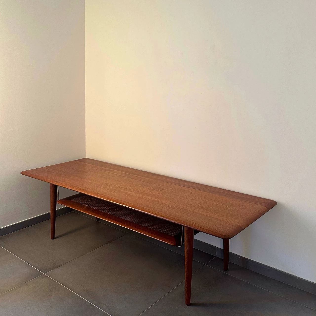 Coffee table FD516 by Peter Hvidt for France and Son, 60s 5