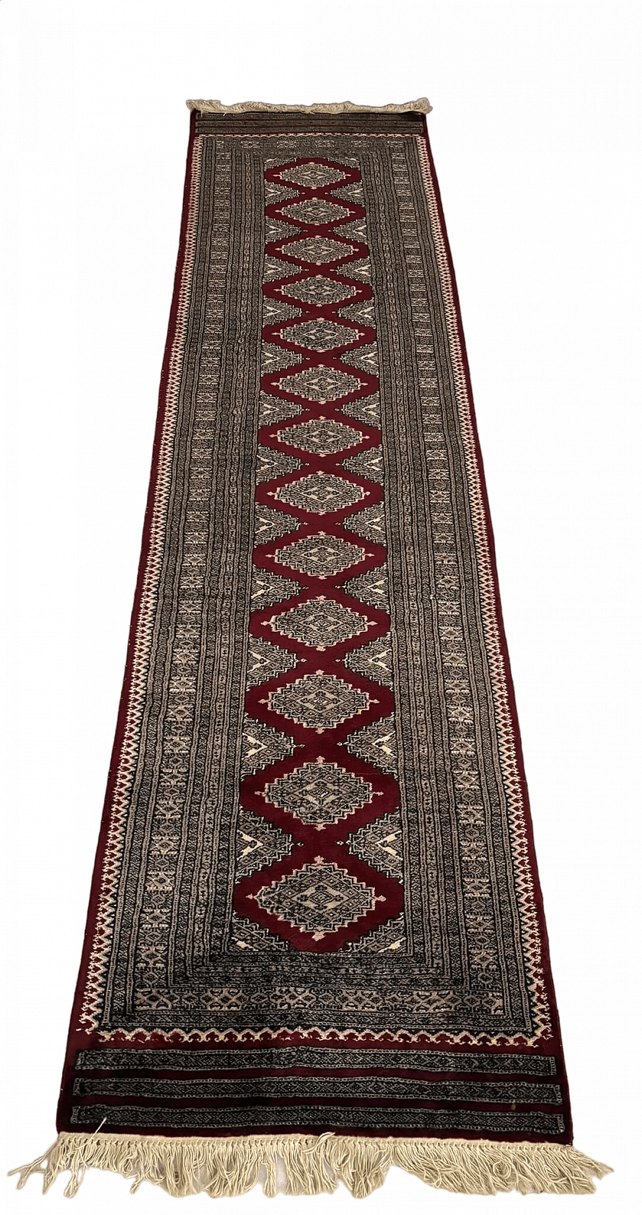 Bukara Pakistani carpet in pure wool, 1980s 9