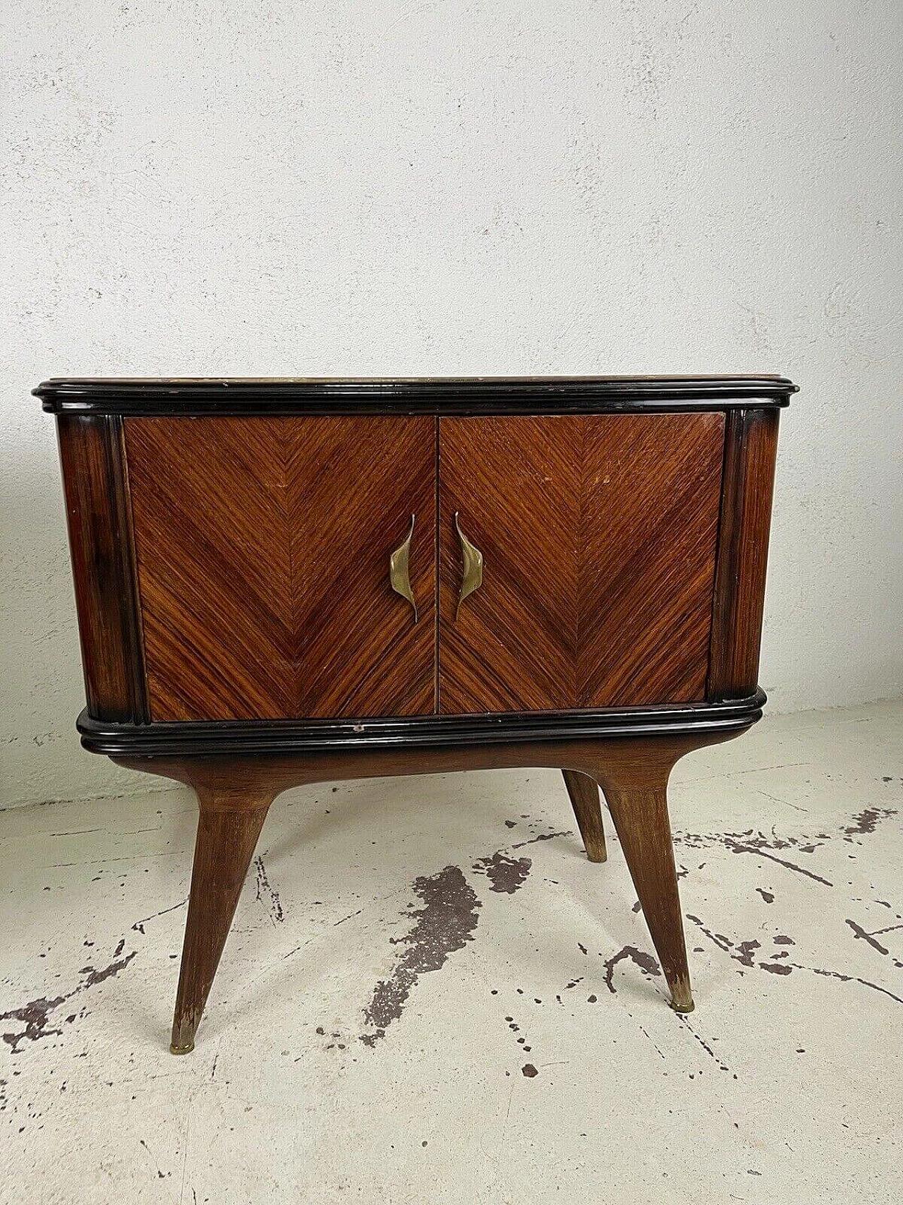 Pair of wood, brass and pink glass bedside tables, 1960s 3