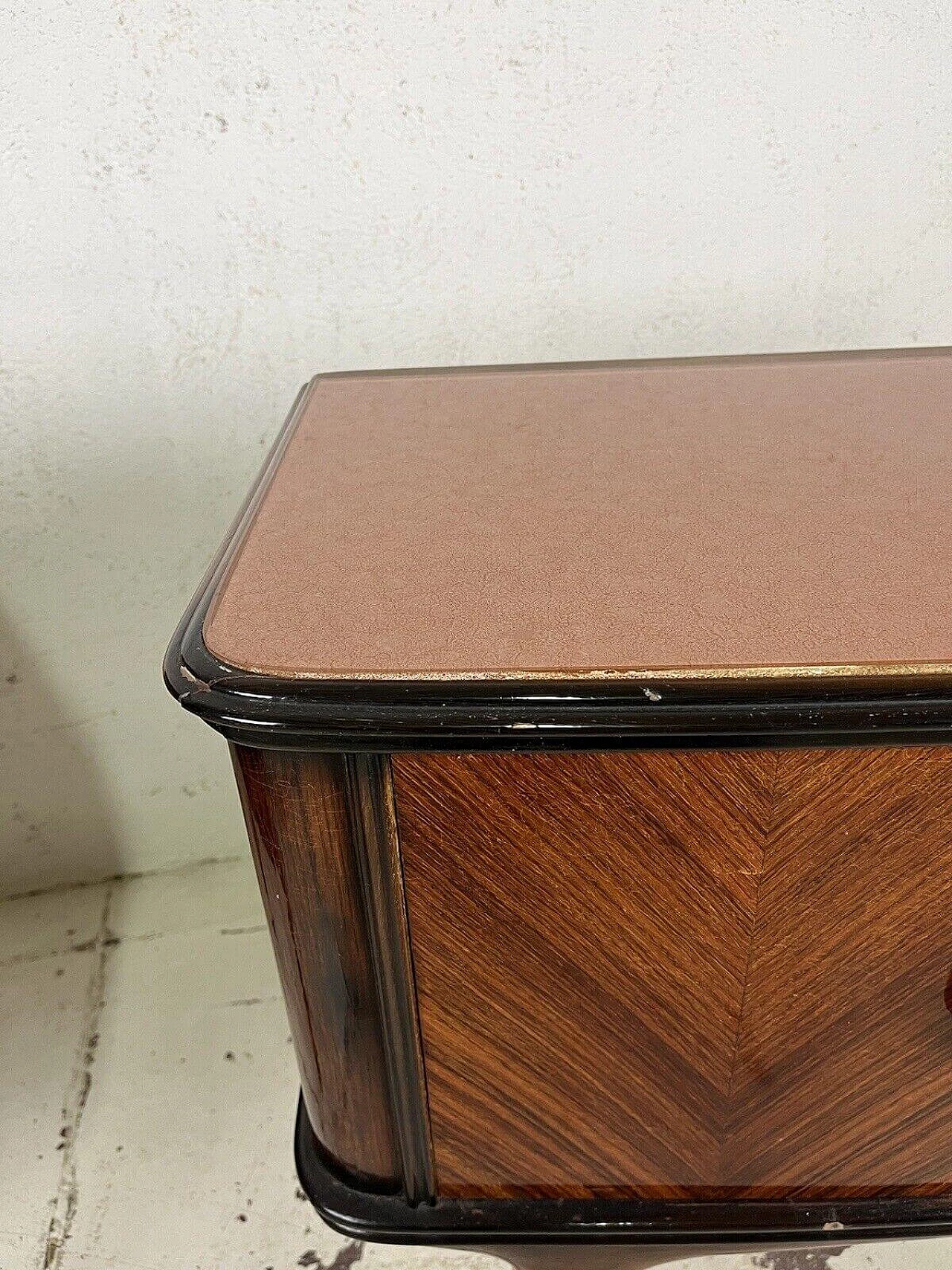 Pair of wood, brass and pink glass bedside tables, 1960s 5