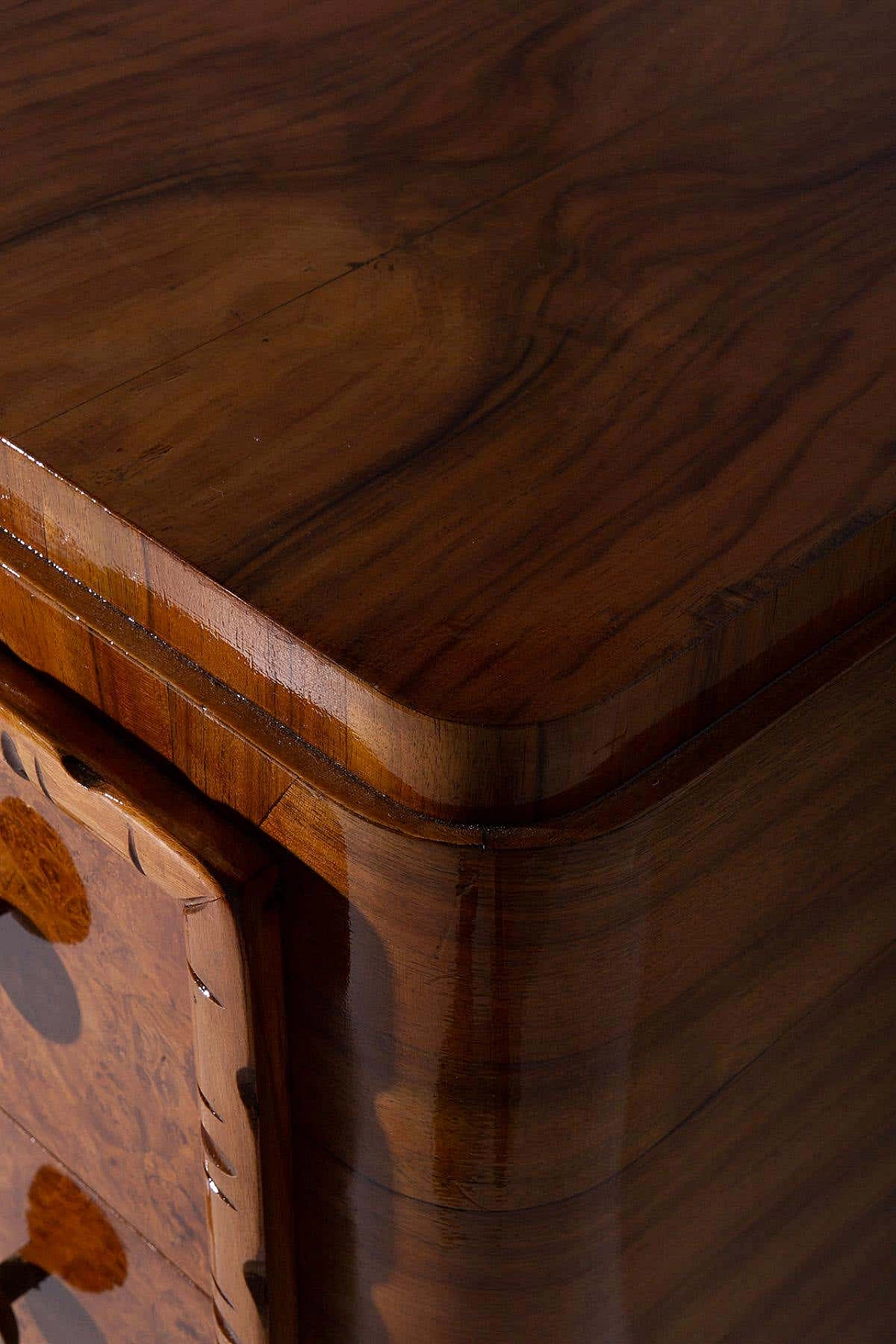 Walnut chest of drawers with brass knobs attributed to Paolo Buffa, 1950s 12