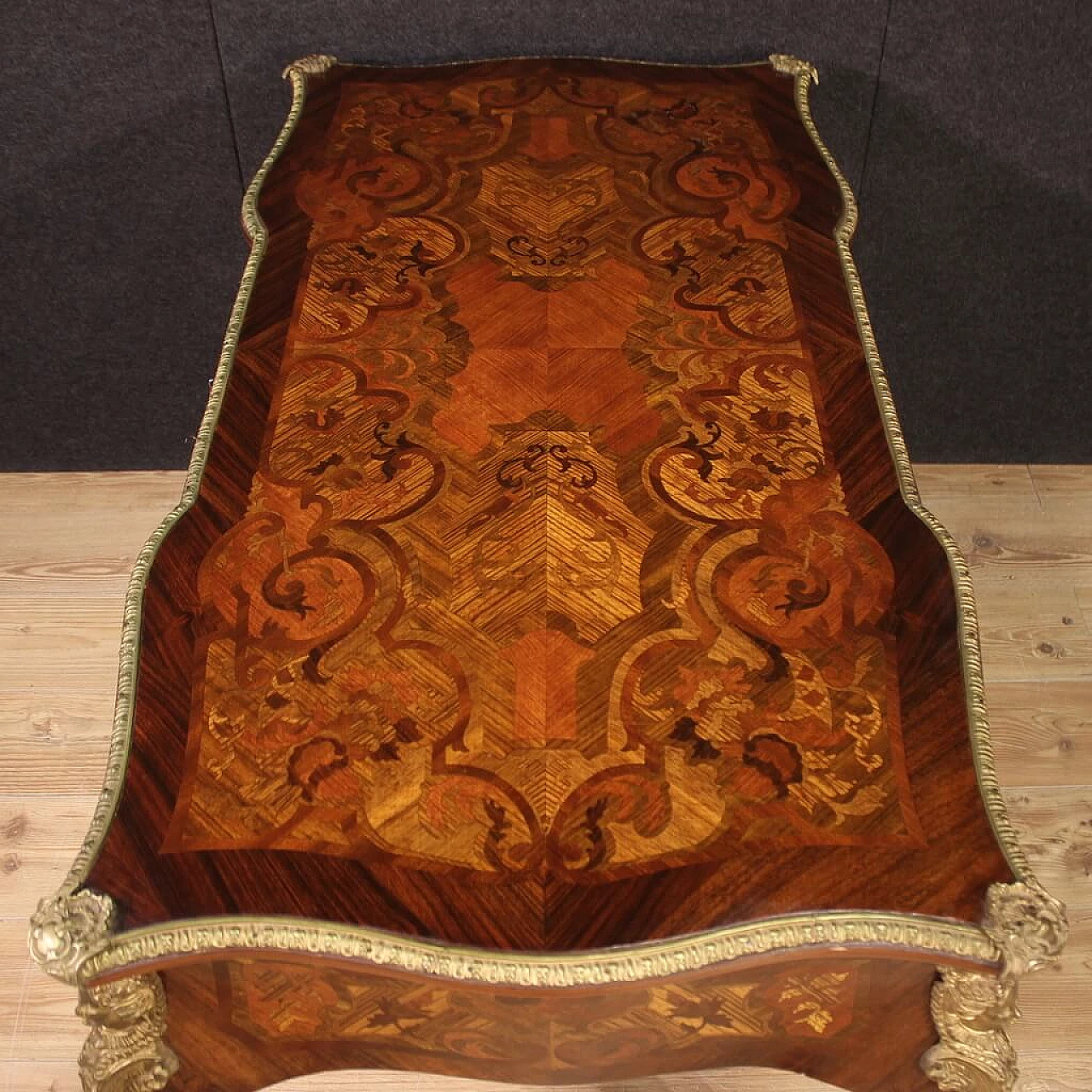 Louis XV style inlaid wood desk with bronze details, 1960s 4