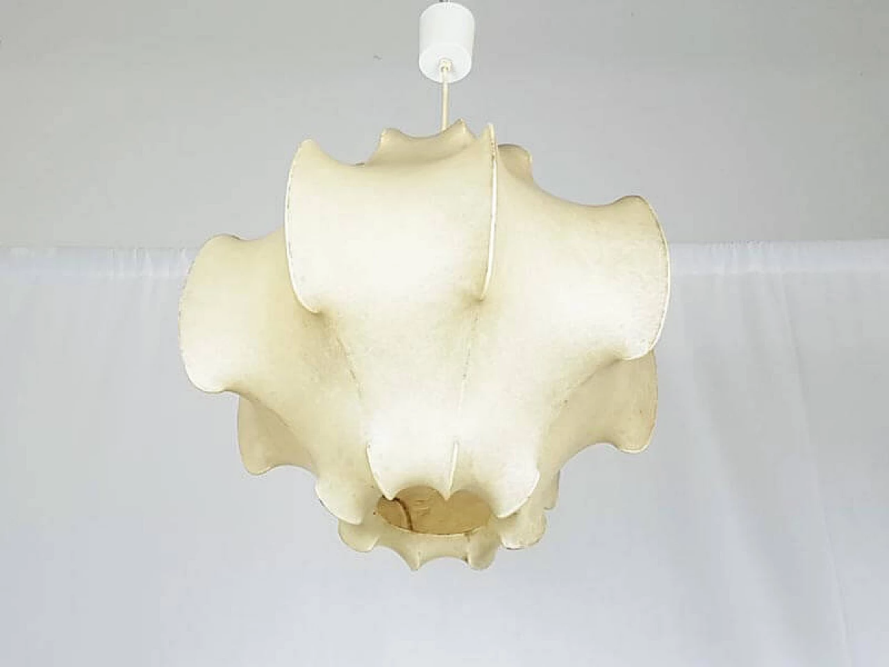 Cocoon chandelier in the style of the Castiglioni brothers, 1960s 8