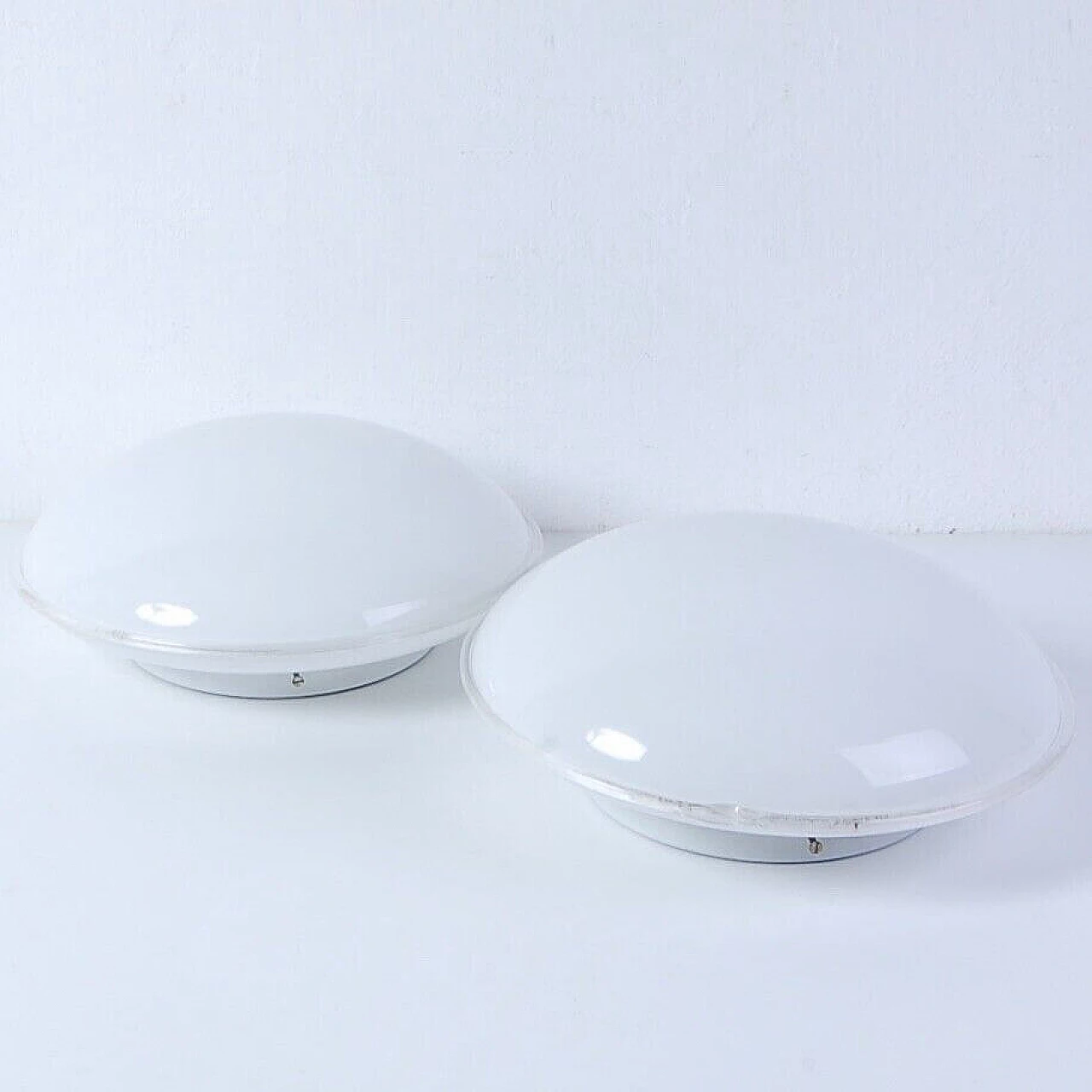 Pair of white Murano glass ceiling lights, 1970s 11