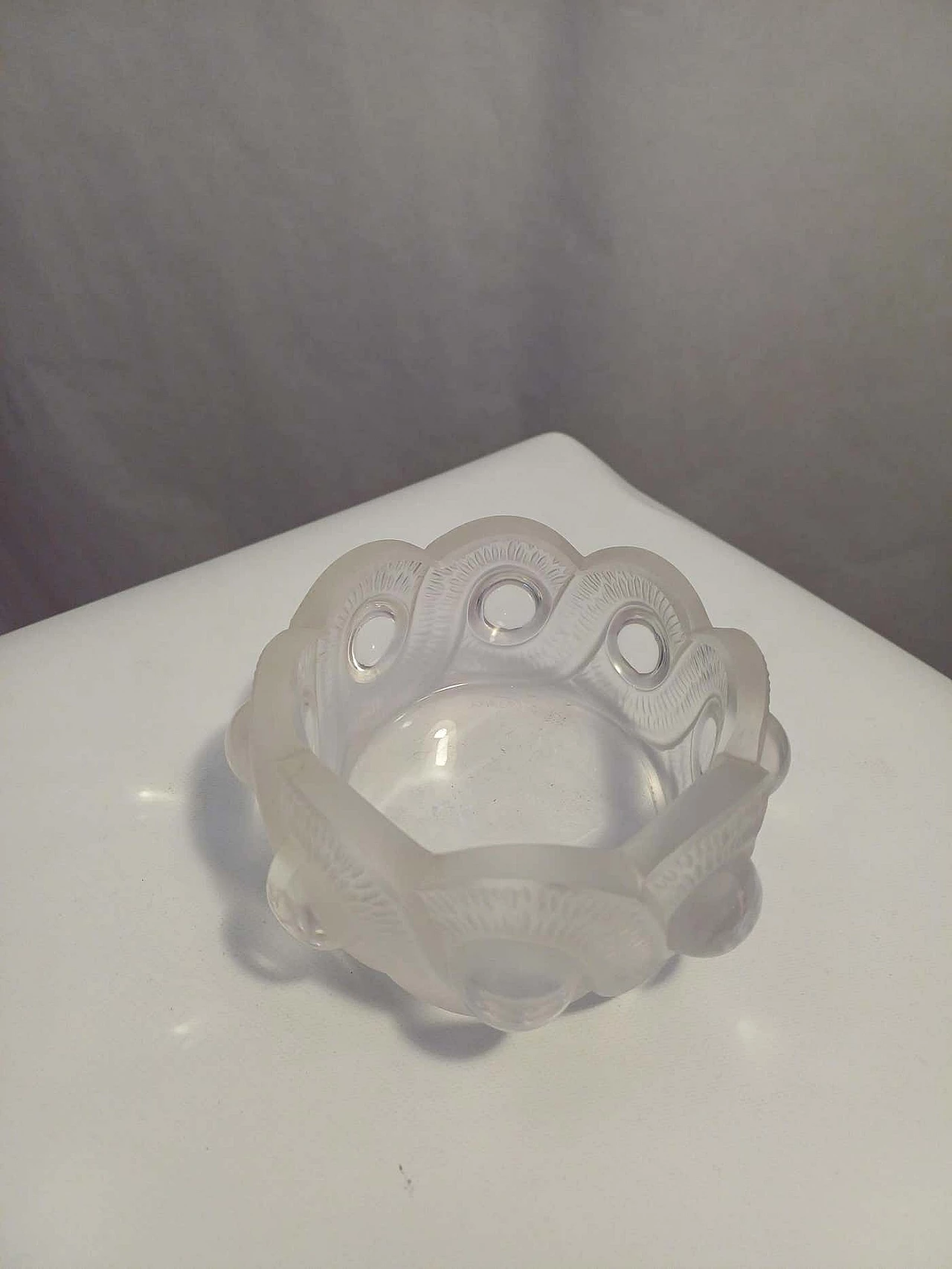 Lalique glass ashtray, 1950s 3