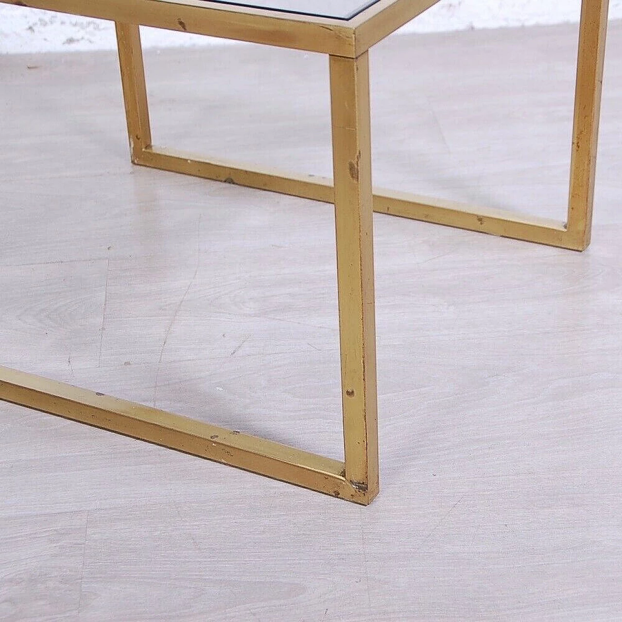 3 Nest coffee tables in brass and smoked glass, 1970s 11