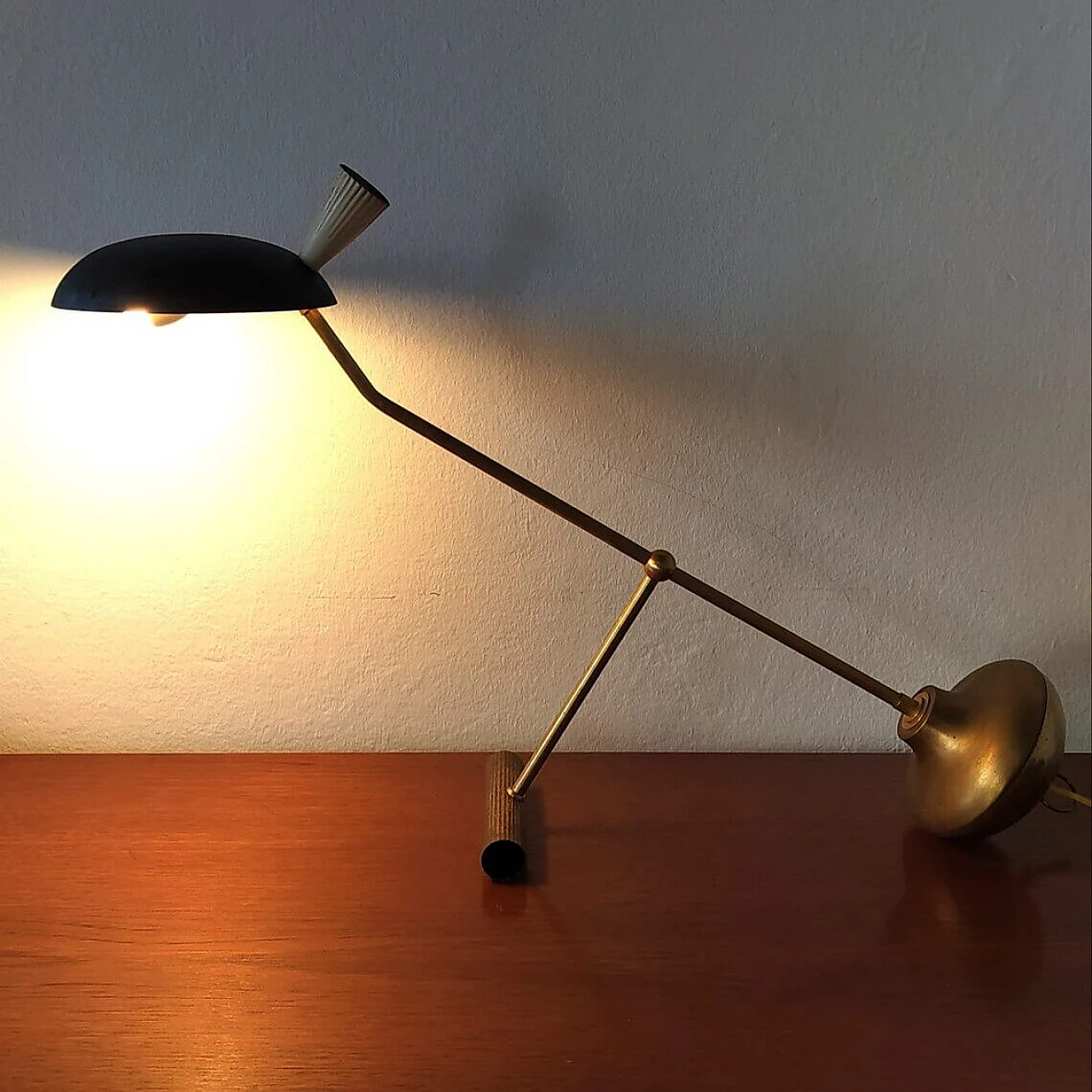 Brass and metal table lamp in the style of Arredoluce, 1960s 1