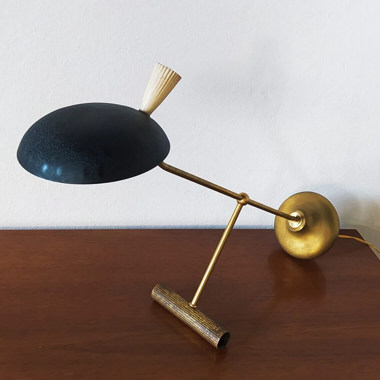 Brass and metal table lamp in the style of Arredoluce, 1960s 6