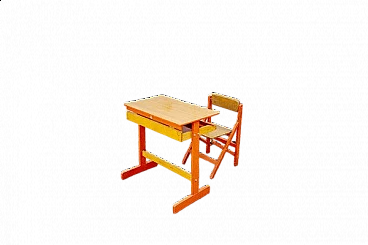 Children's desk and folding chair in Fratelli Reguitti's style, 1950s