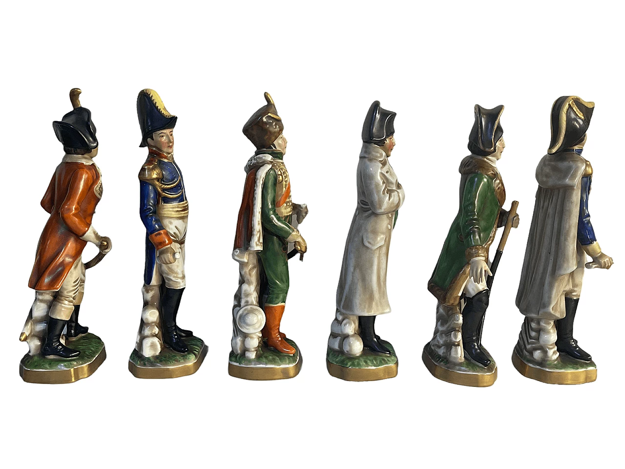 6 Sculture di soldati napoleonici in ceramica di Capodimonte 1