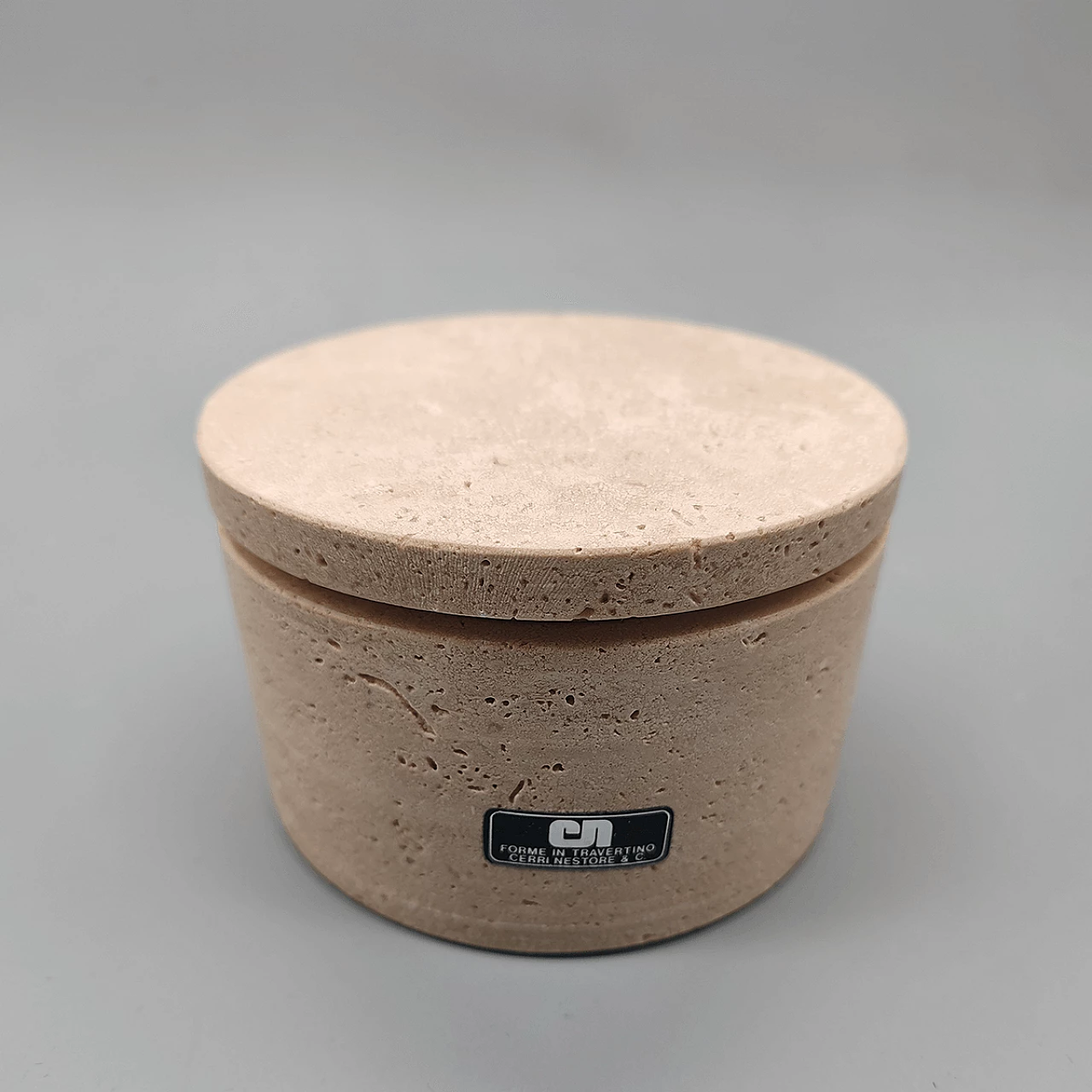 Round travertine box by Cerri Nestore, 1970s 2