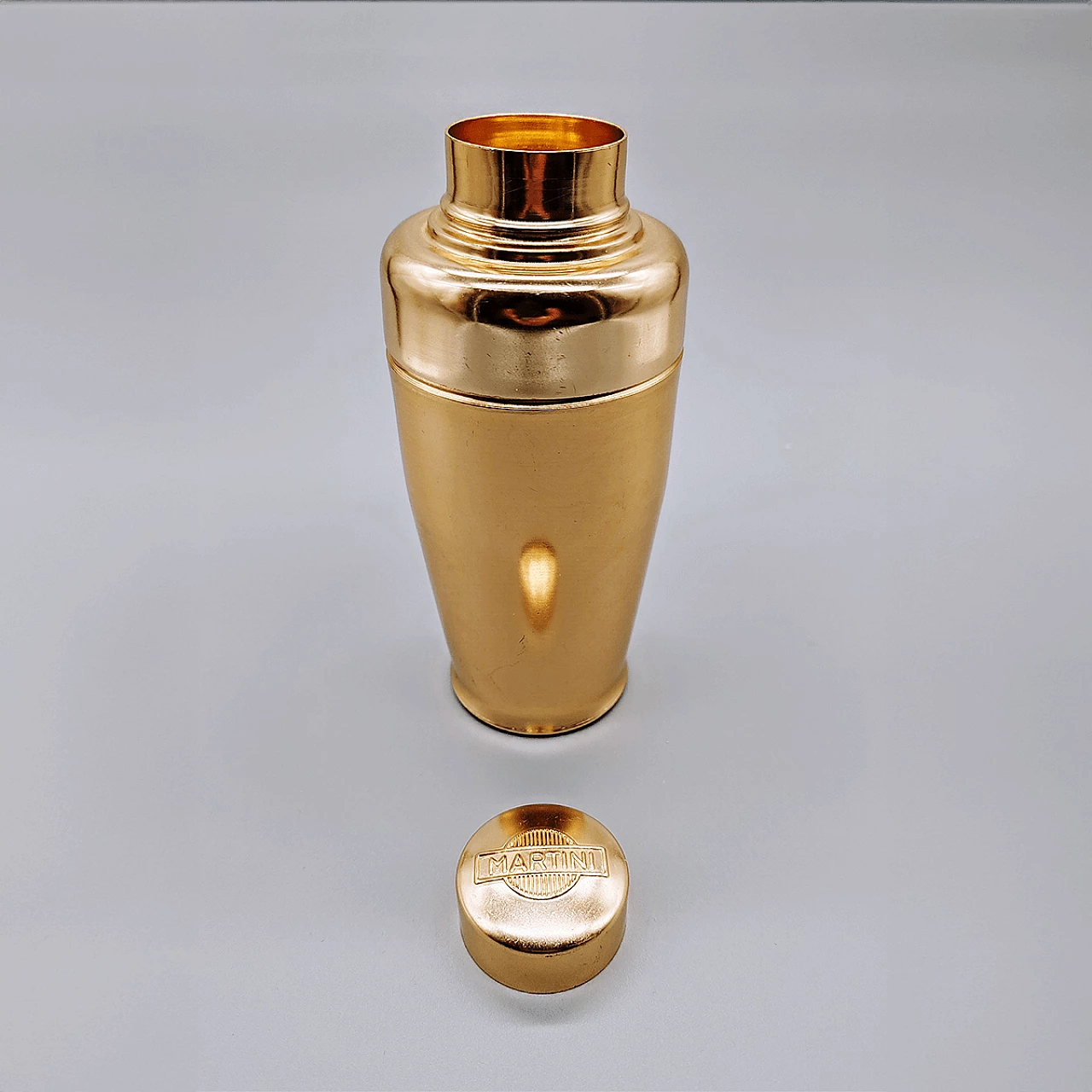 Martini cocktail shaker in gold colour, 1960s 4