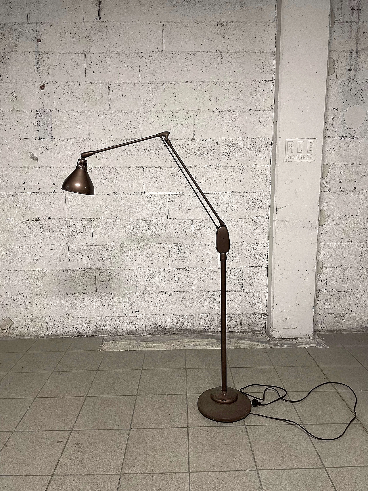 Lampada da terra allungabile 605 di Dazor MFG, anni '50 1